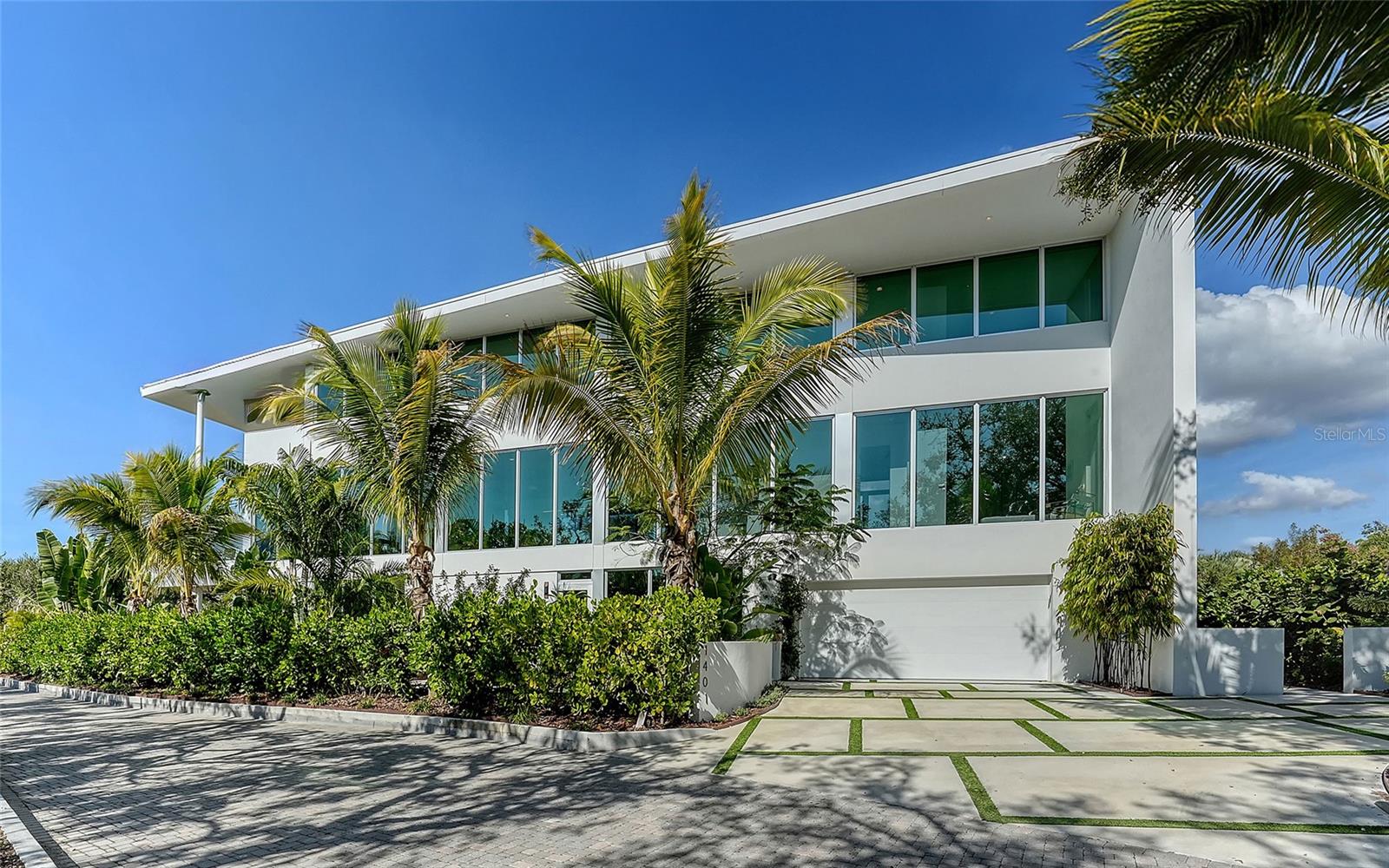 A4676504 Property Photo