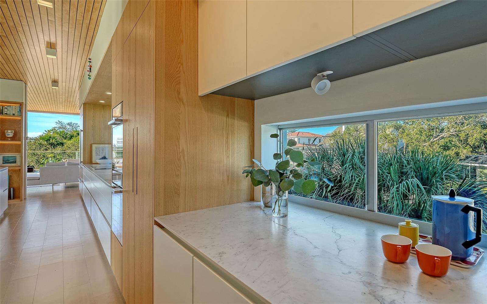 A4676504 Property Photo