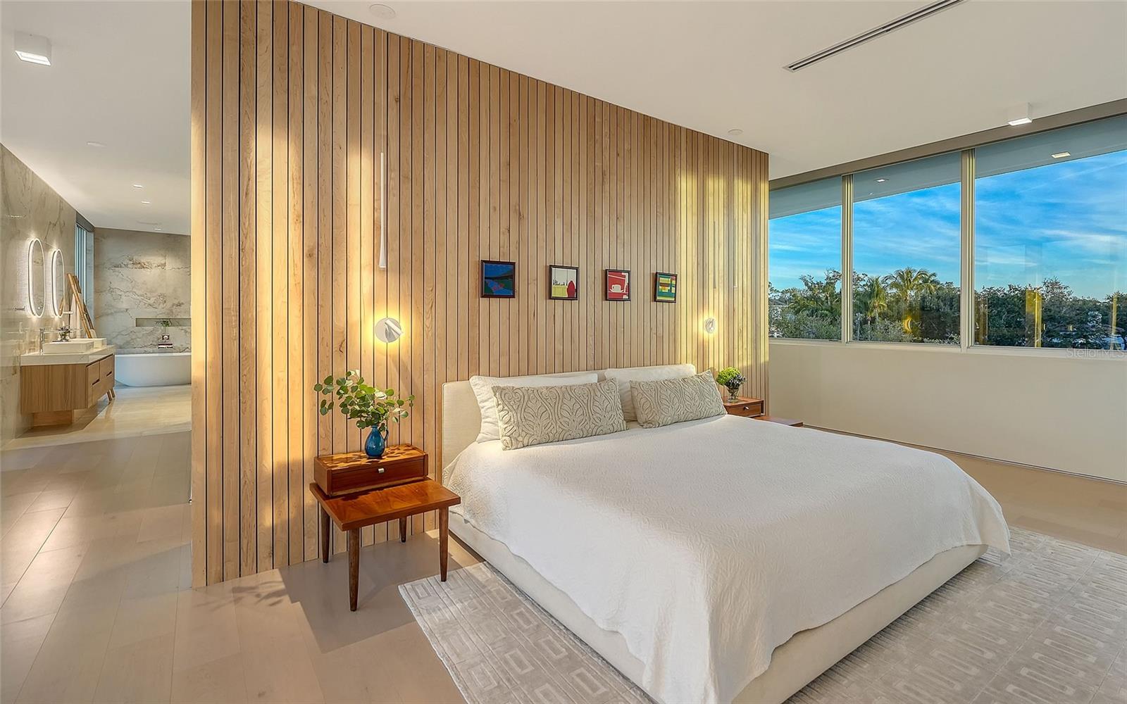 A4676504 Property Photo