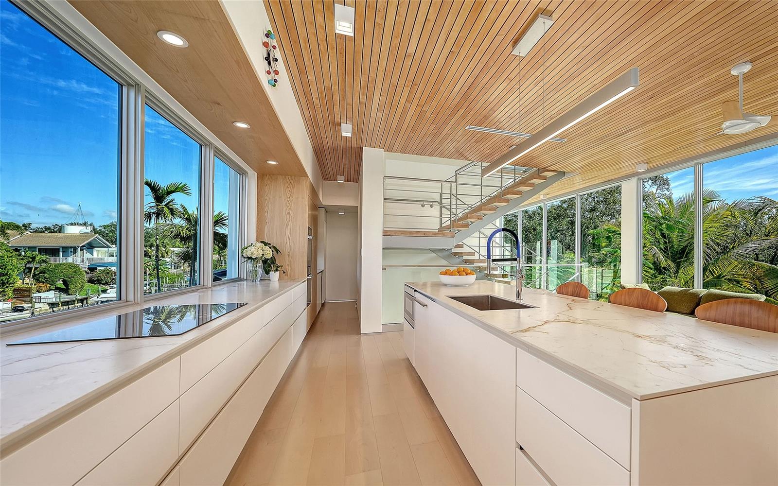 A4676504 Property Photo