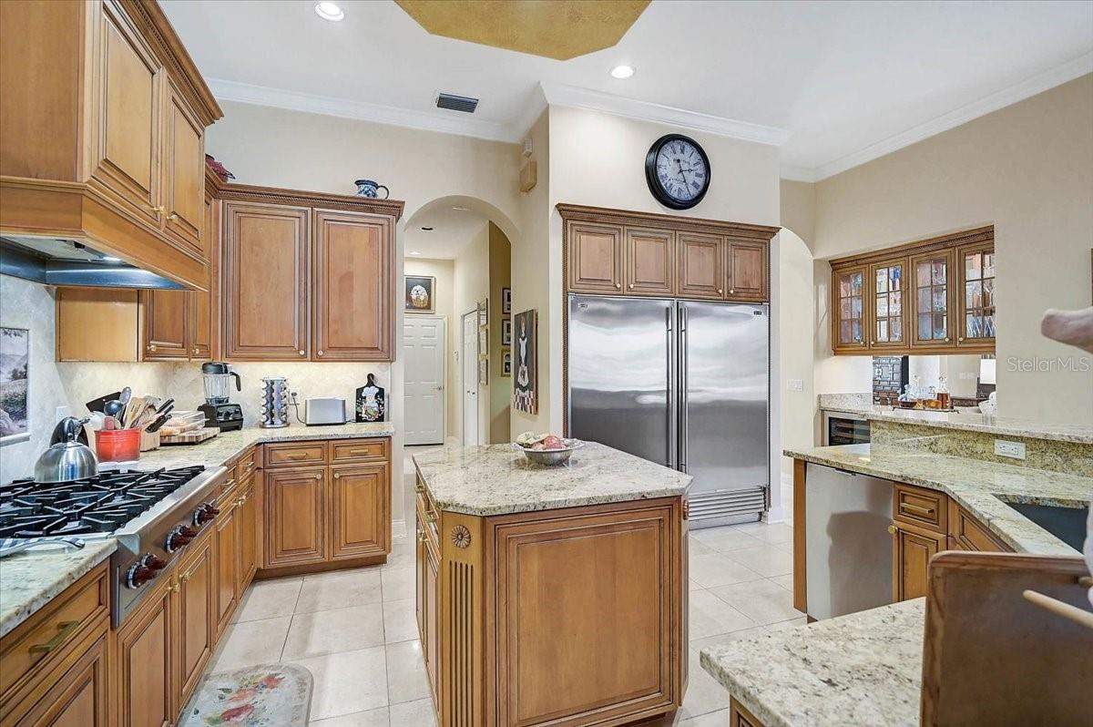 A4676505 Property Photo