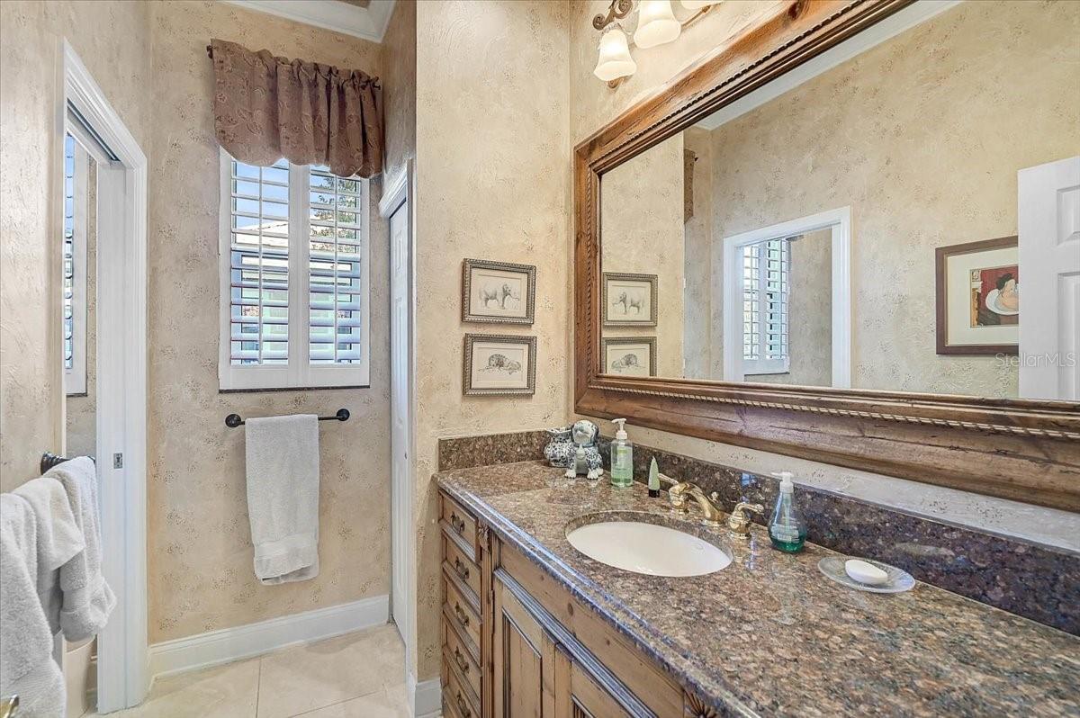 A4676505 Property Photo