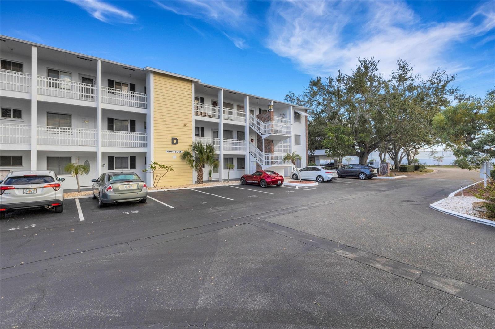 A4676520 Property Photo