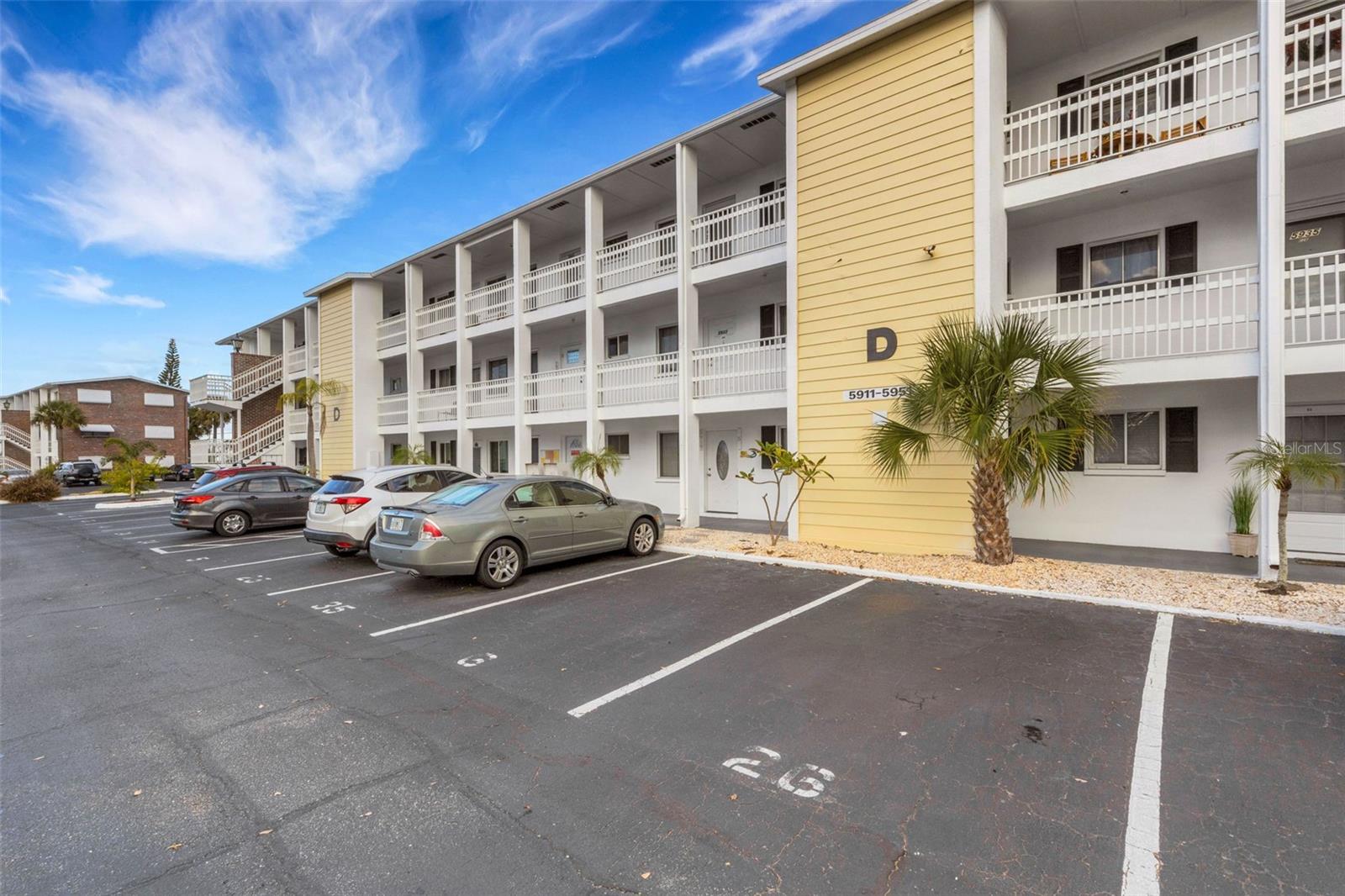 A4676520 Property Photo