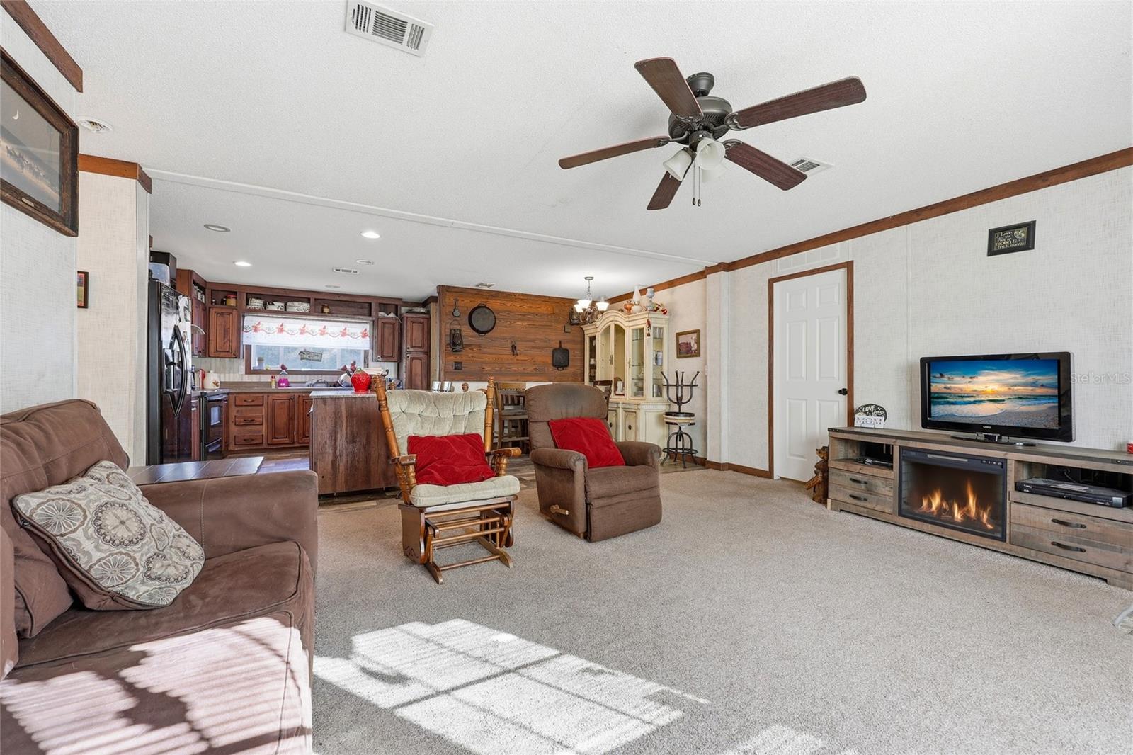 317 SW CUMBERLAND ST, FORT WHITE, FL, 32038