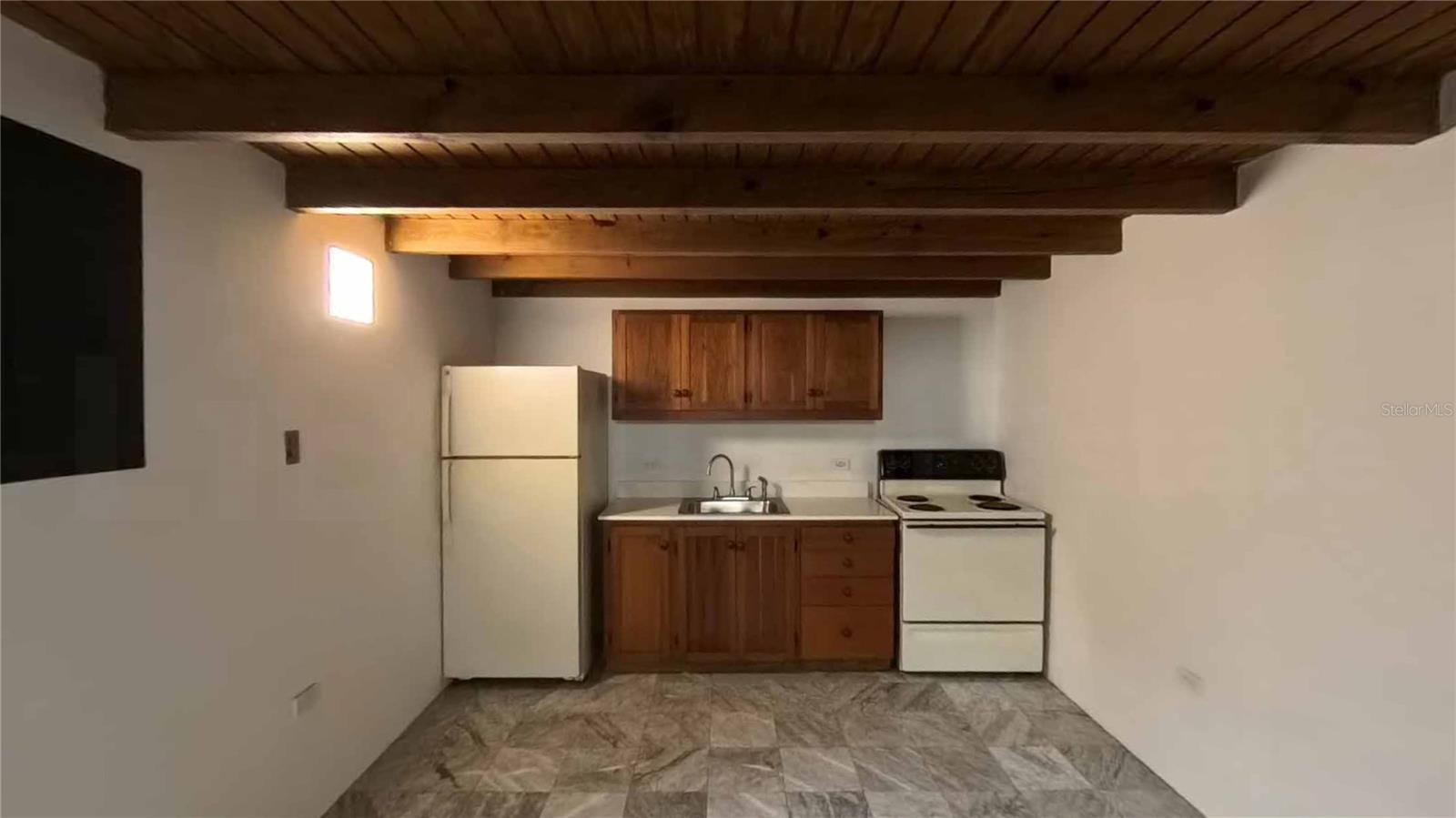 PR9118274 Property Photo