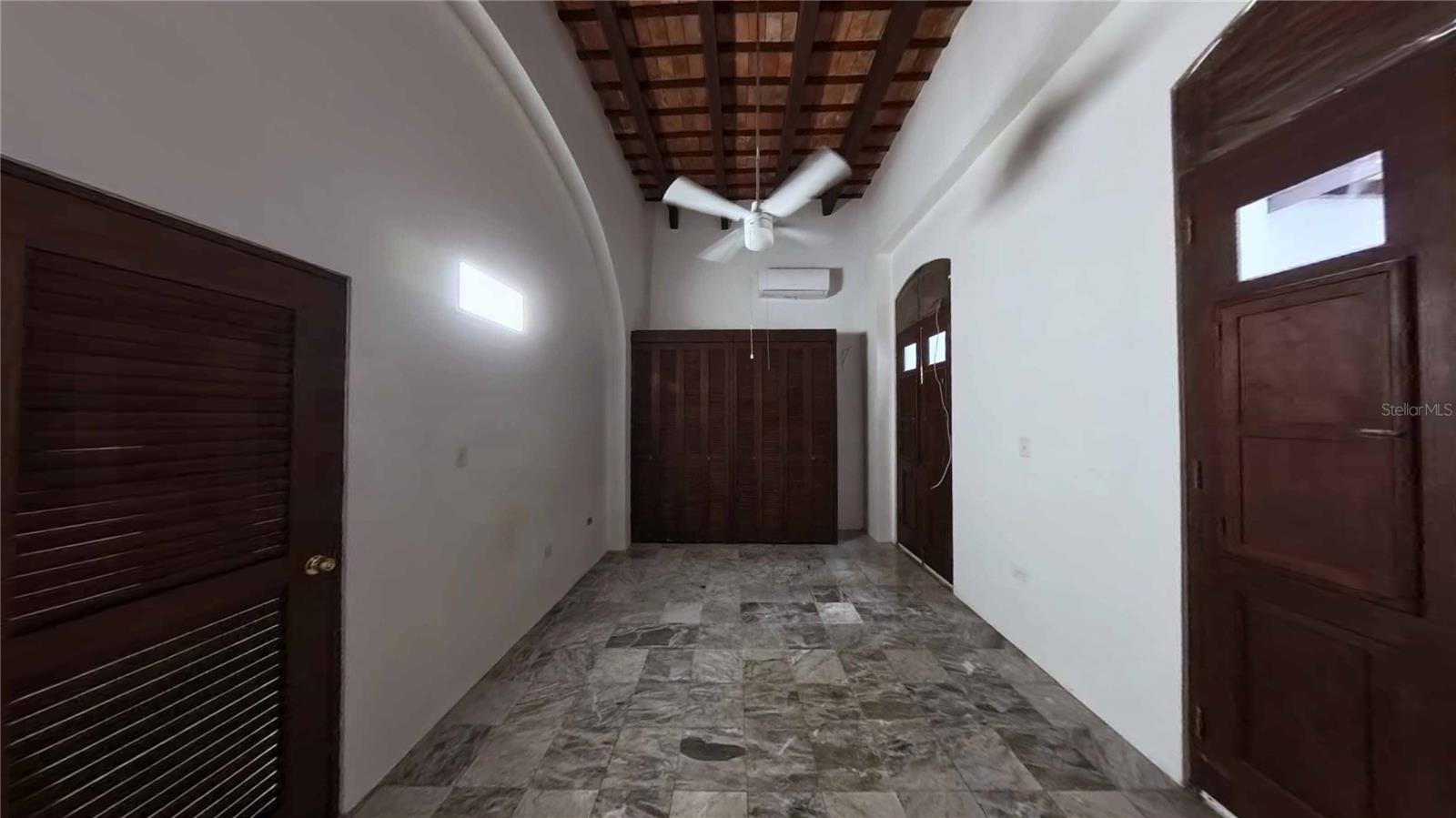 PR9118274 Property Photo