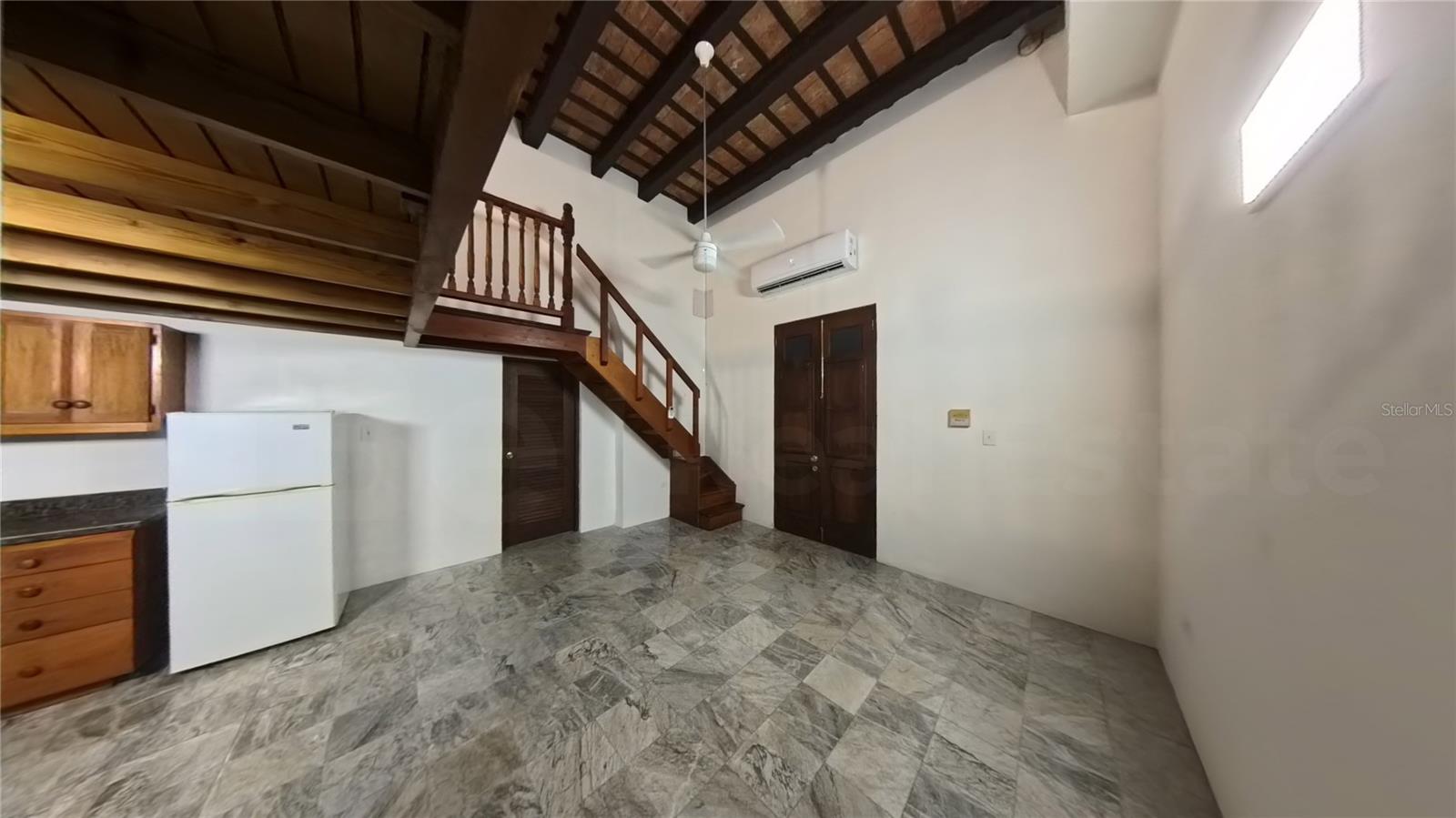 PR9118274 Property Photo