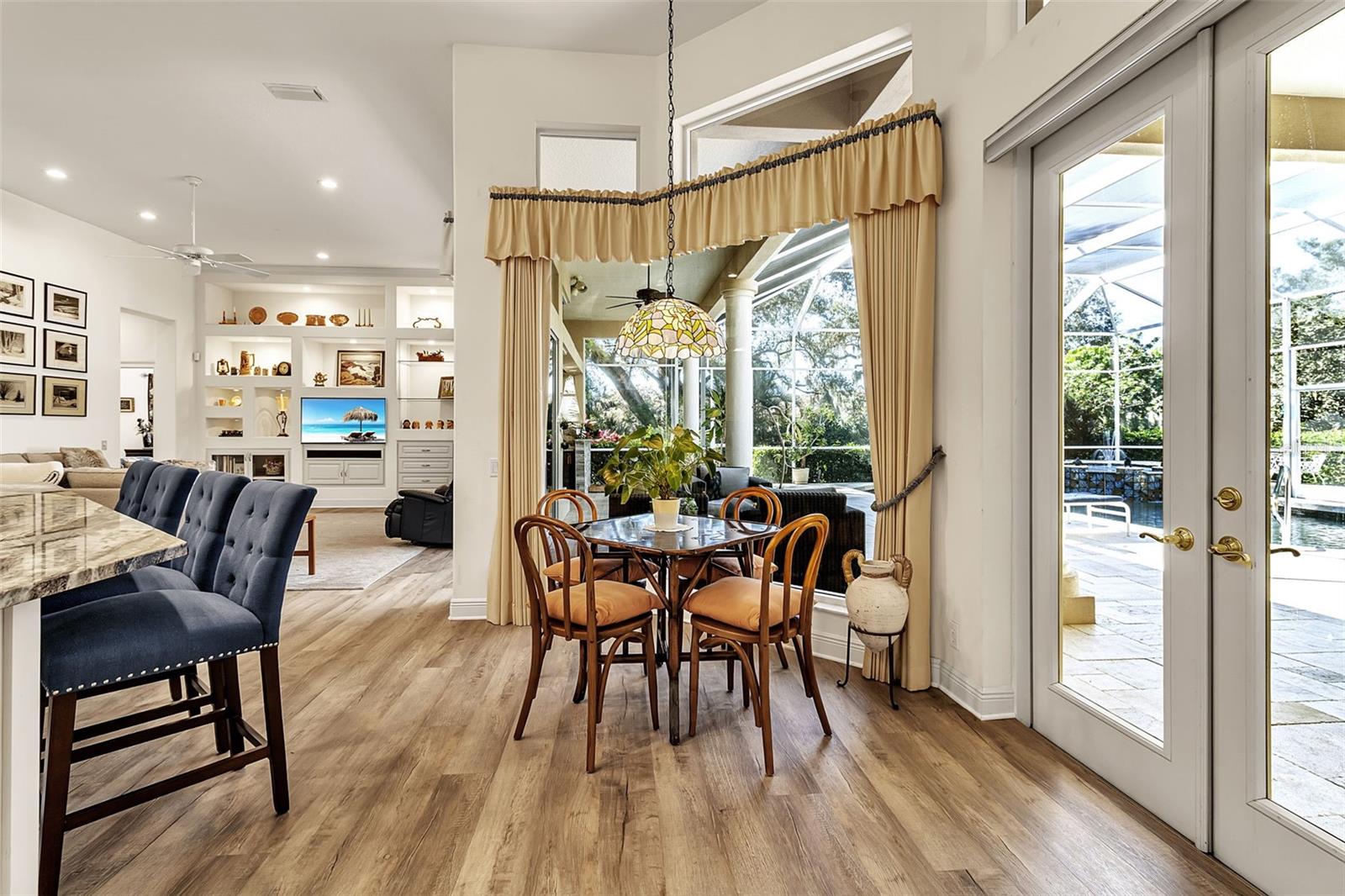 A4676567 Property Photo
