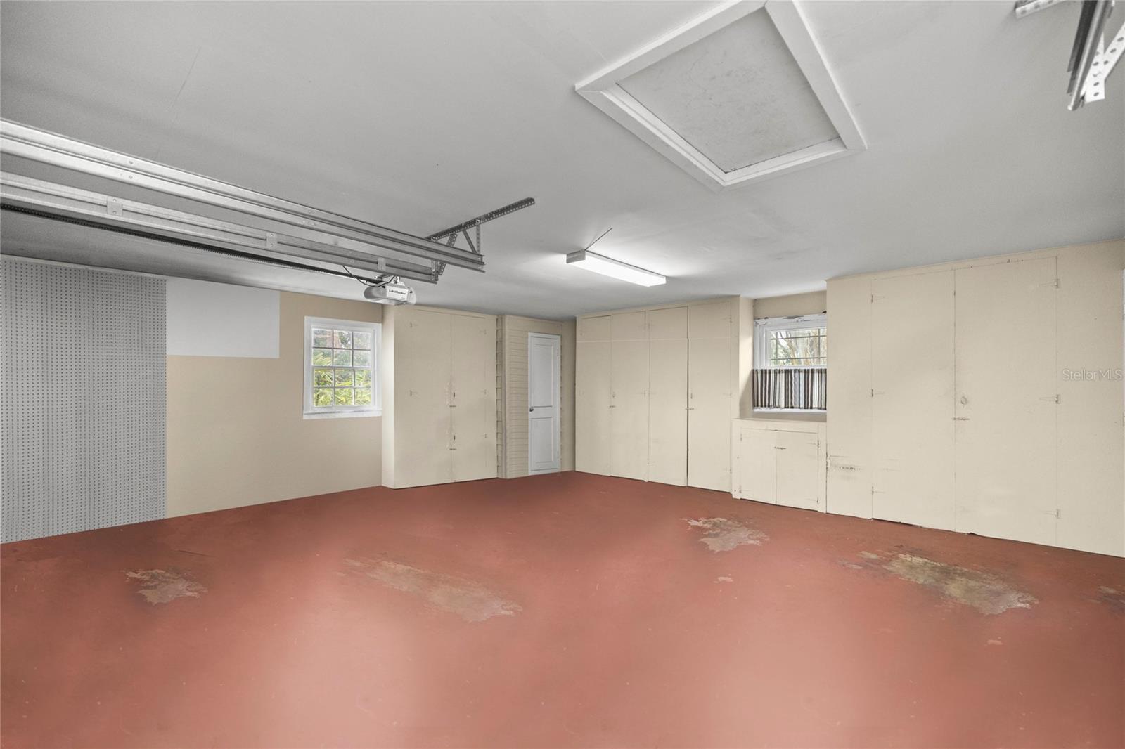 1226 SE 9TH AVE, OCALA, FL, 34471