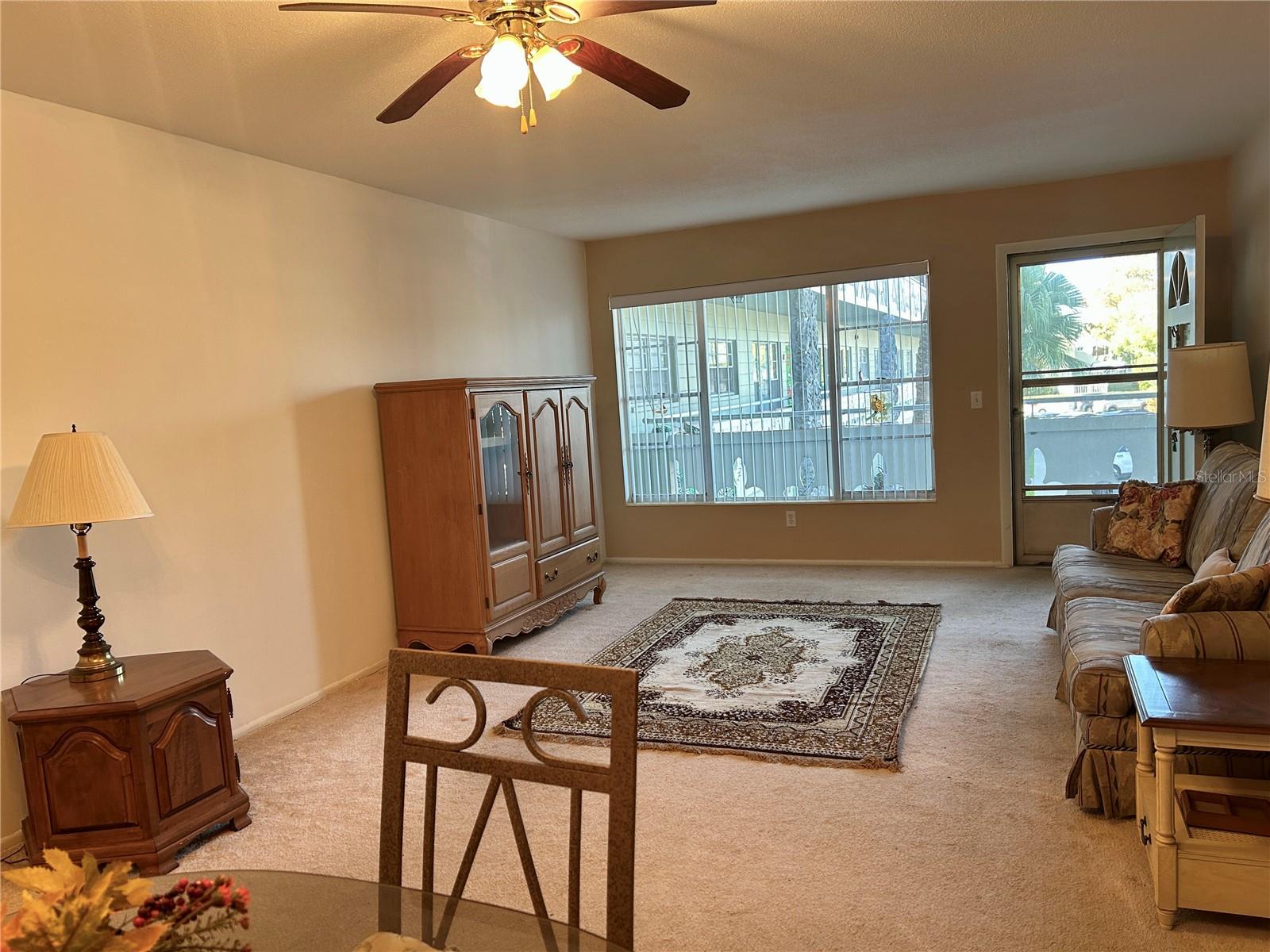 TB8459922 Property Photo