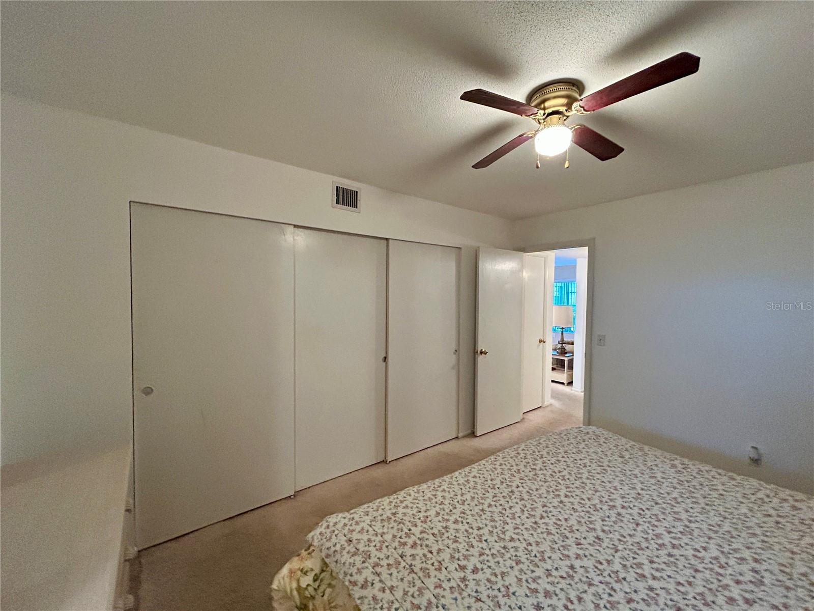 TB8459922 Property Photo