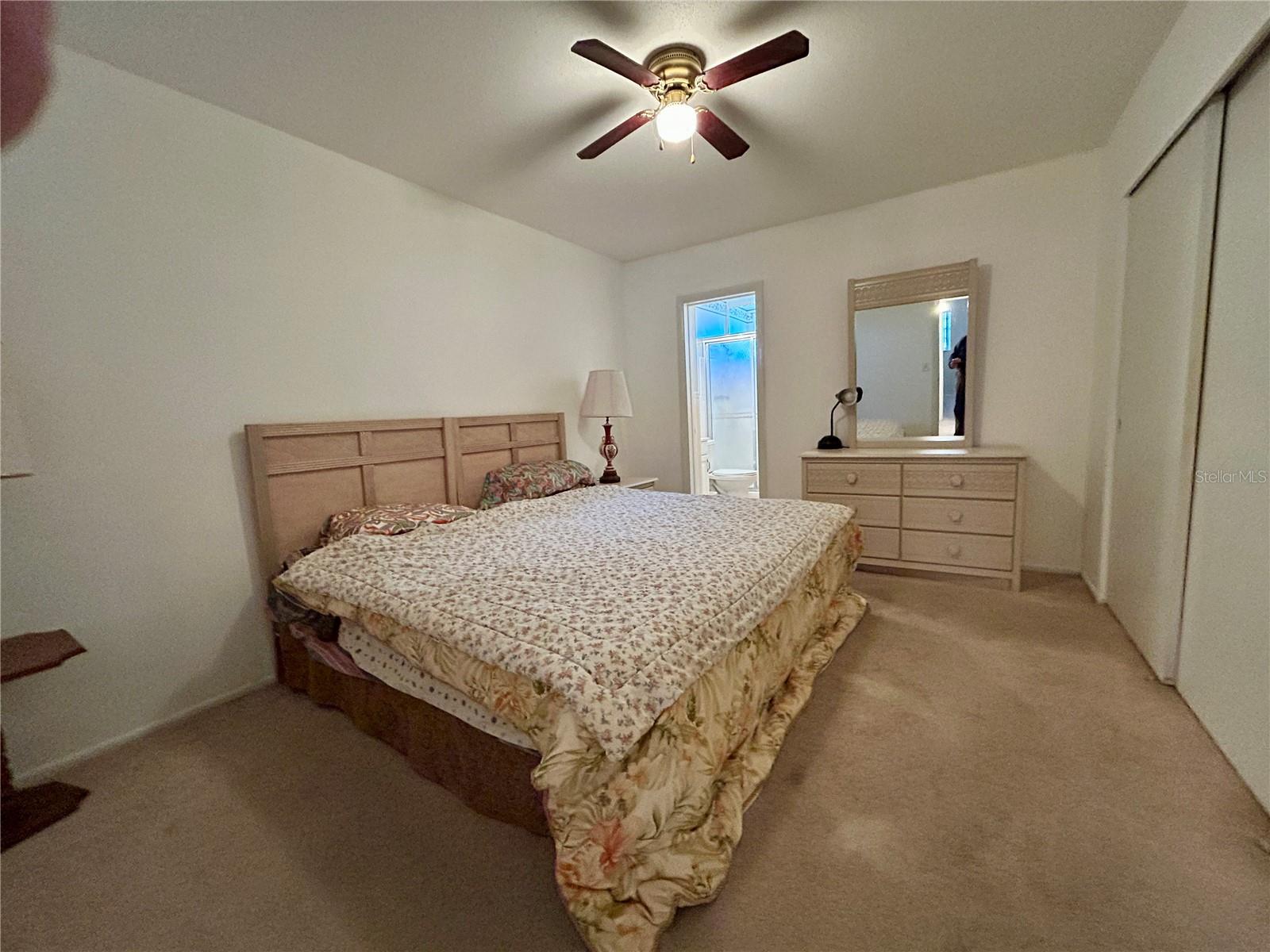 TB8459922 Property Photo