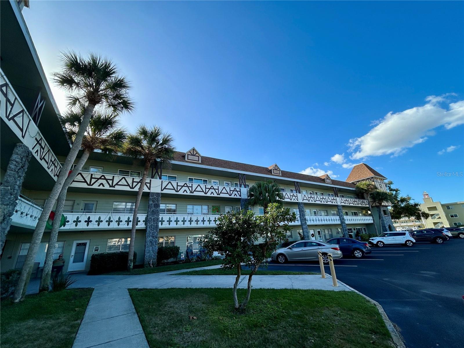 TB8459922 Property Photo