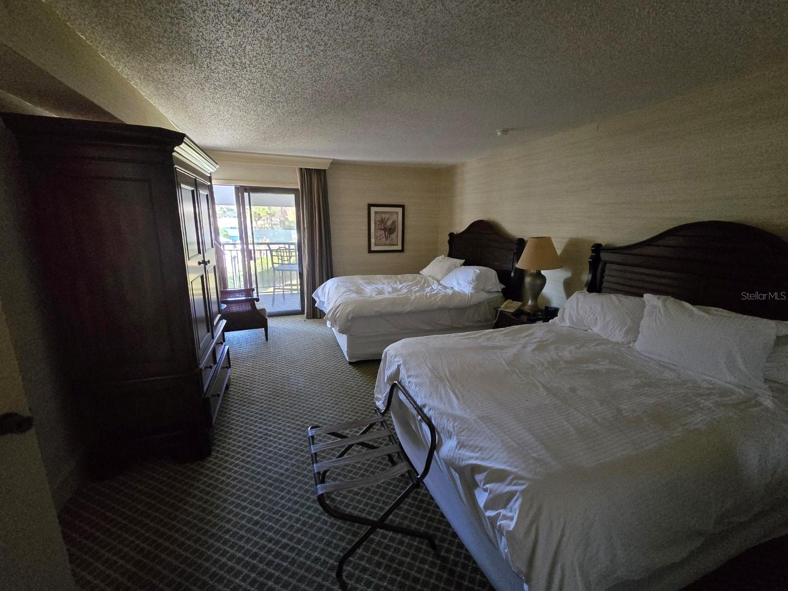 TB8459937 Property Photo