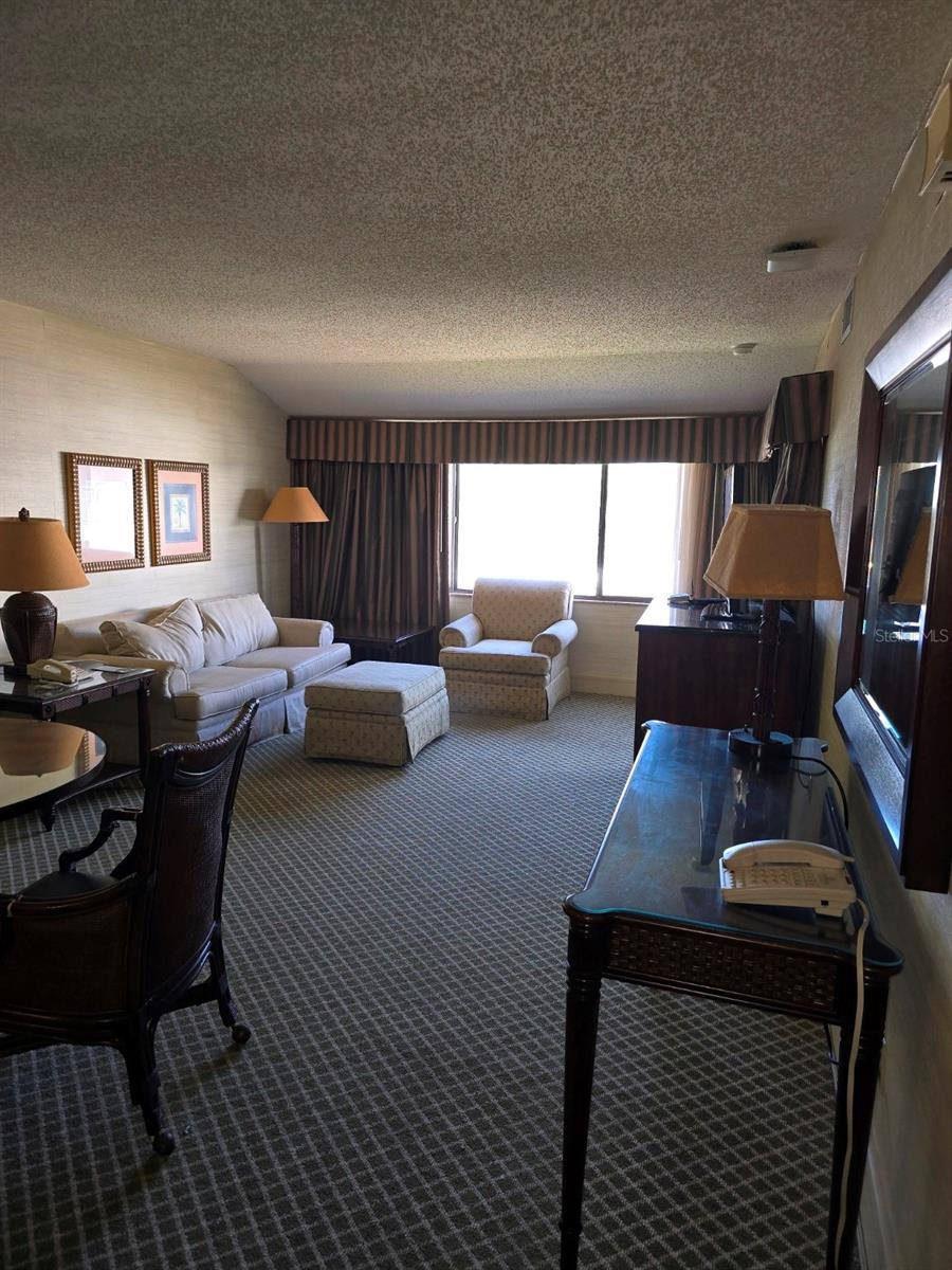 TB8459937 Property Photo