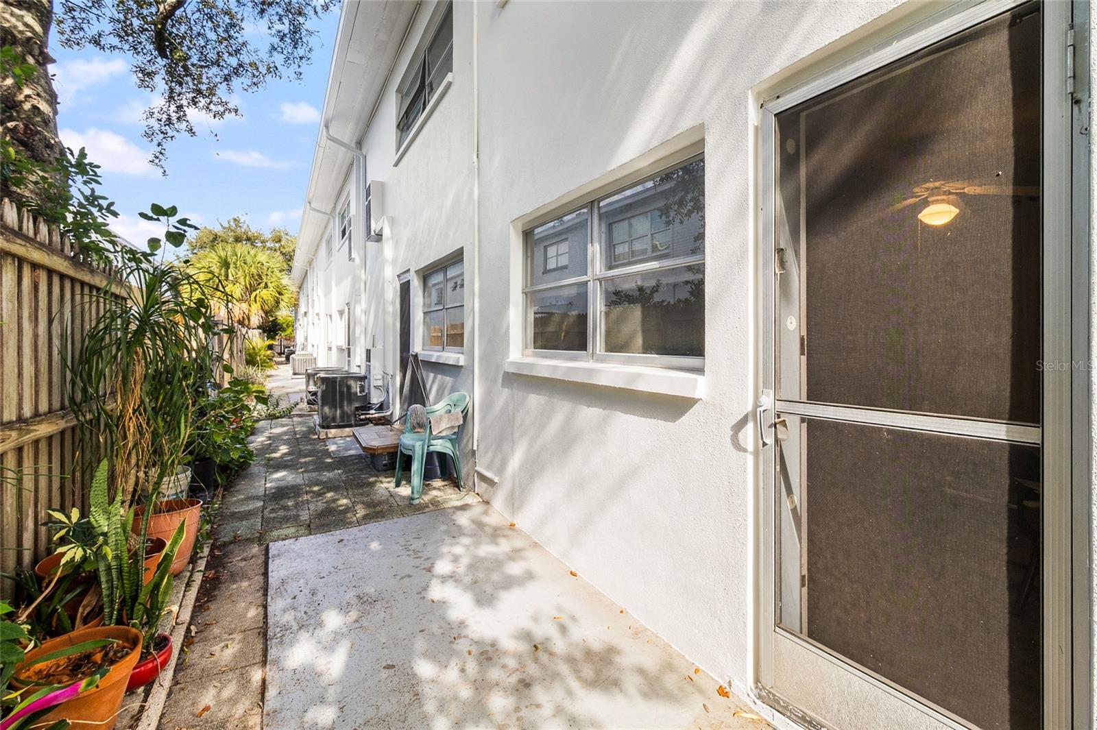 TB8459988 Property Photo