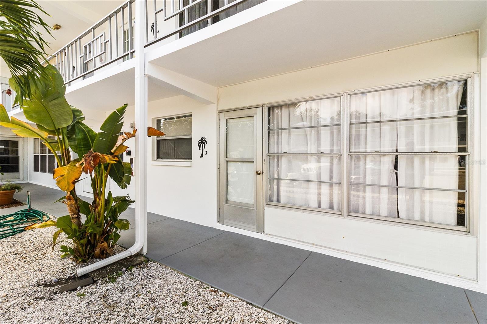 TB8459988 Property Photo