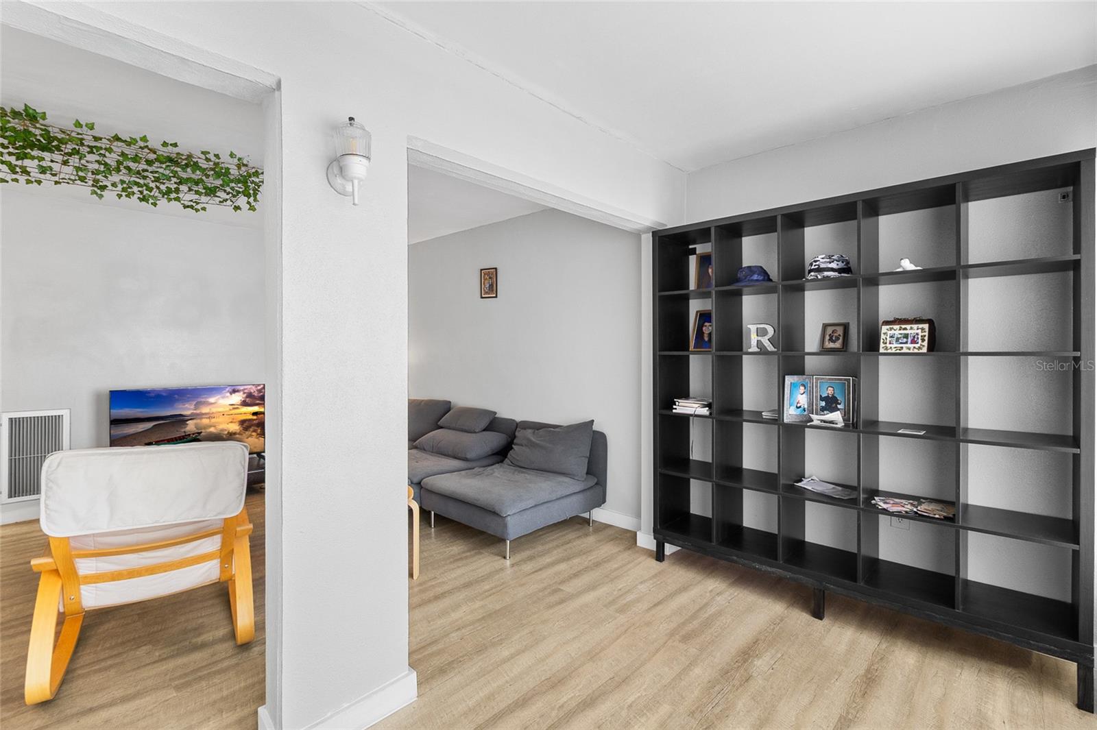 TB8459988 Property Photo