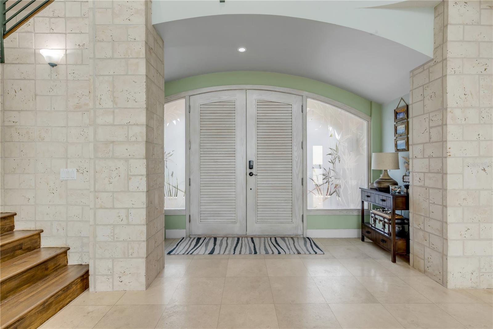 NS1086908 Property Photo