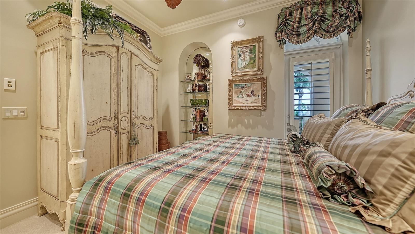 A4676599 Property Photo