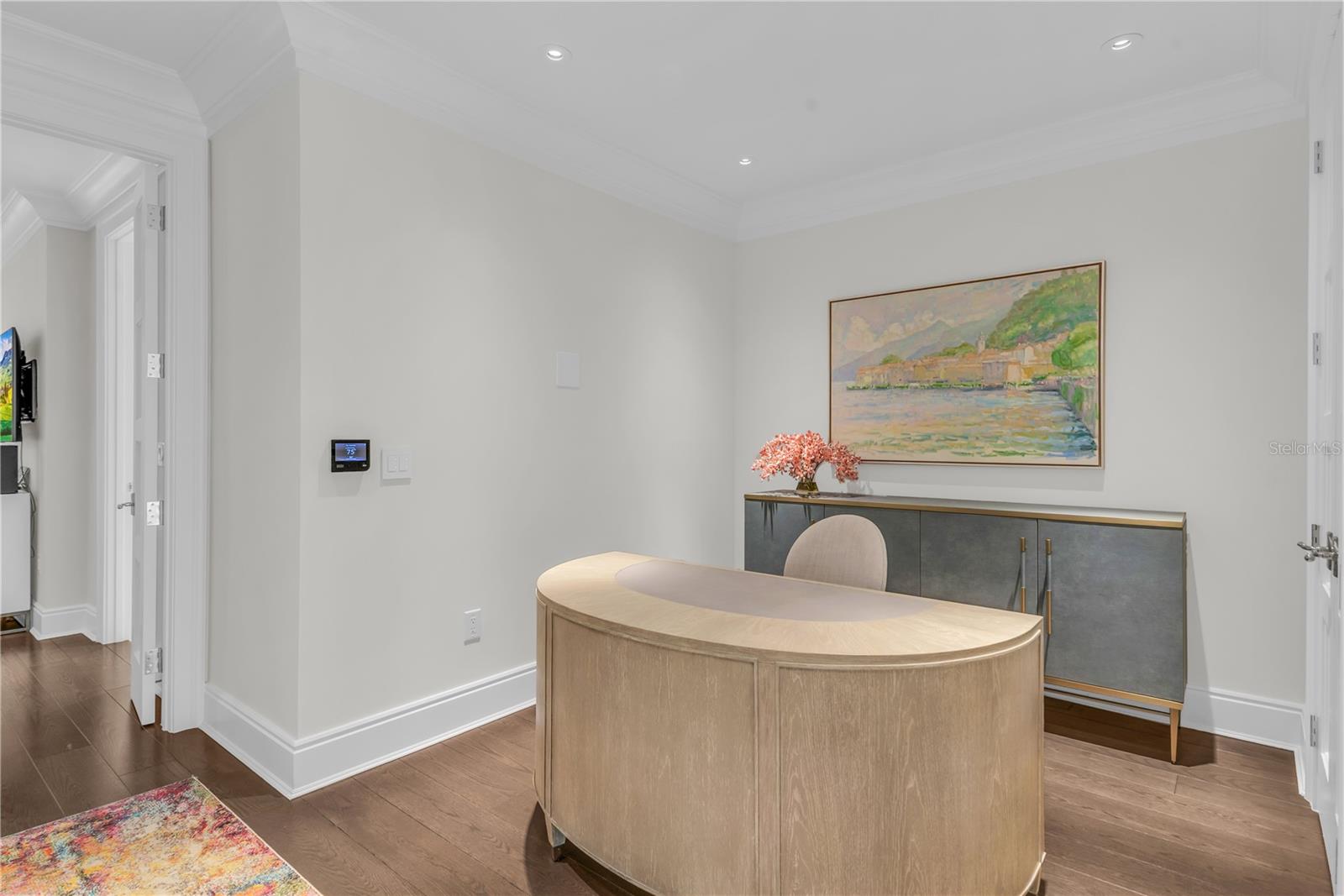 O6370317 Property Photo