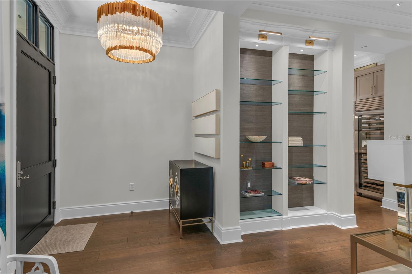 O6370317 Property Photo