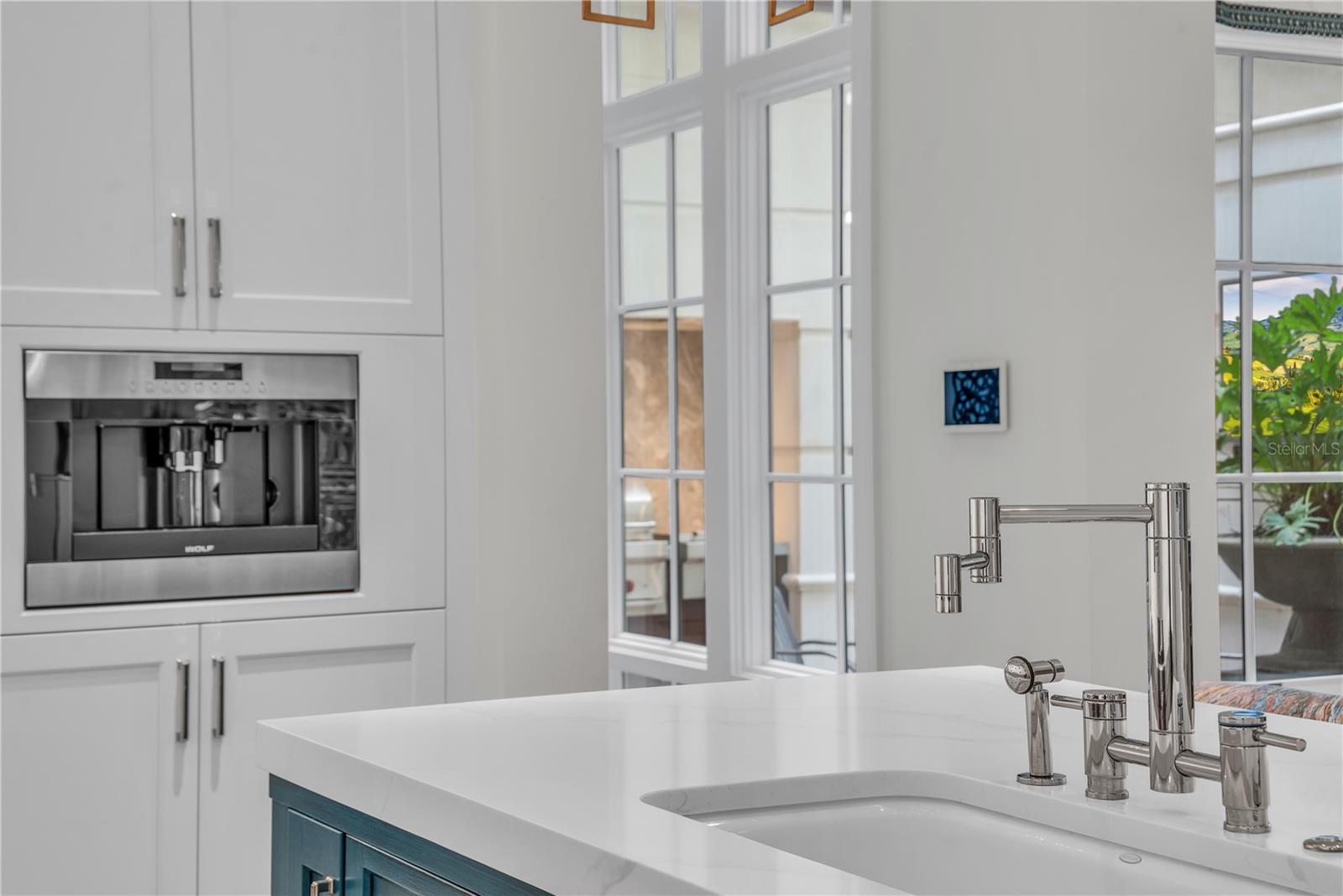 O6370317 Property Photo