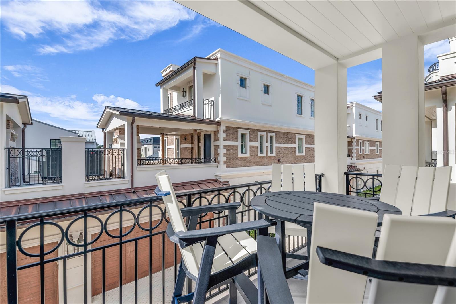 O6370317 Property Photo