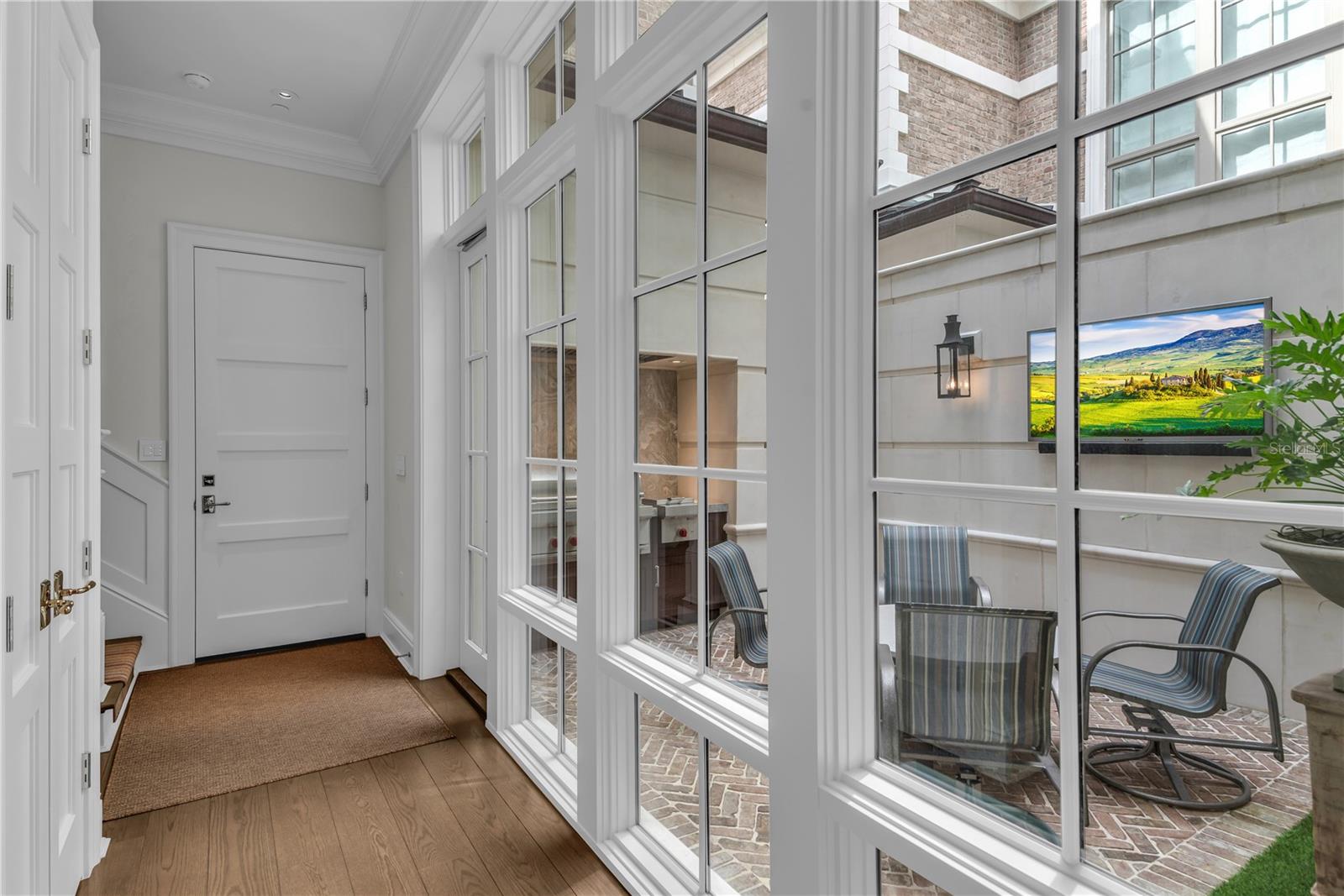 O6370317 Property Photo