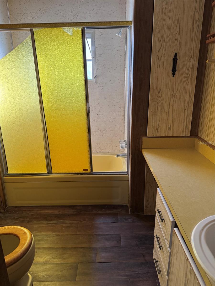 P4937387 Property Photo