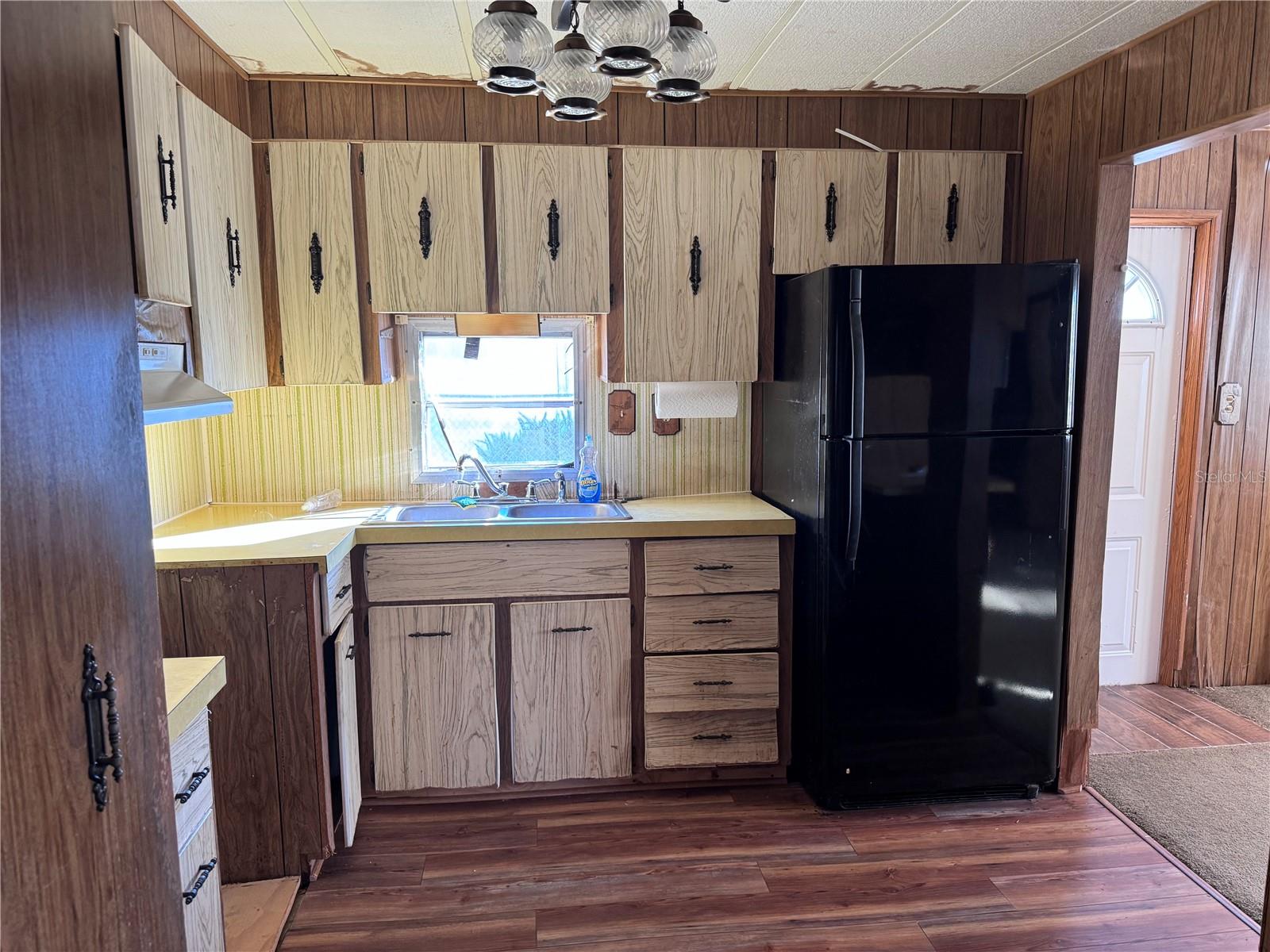 P4937387 Property Photo