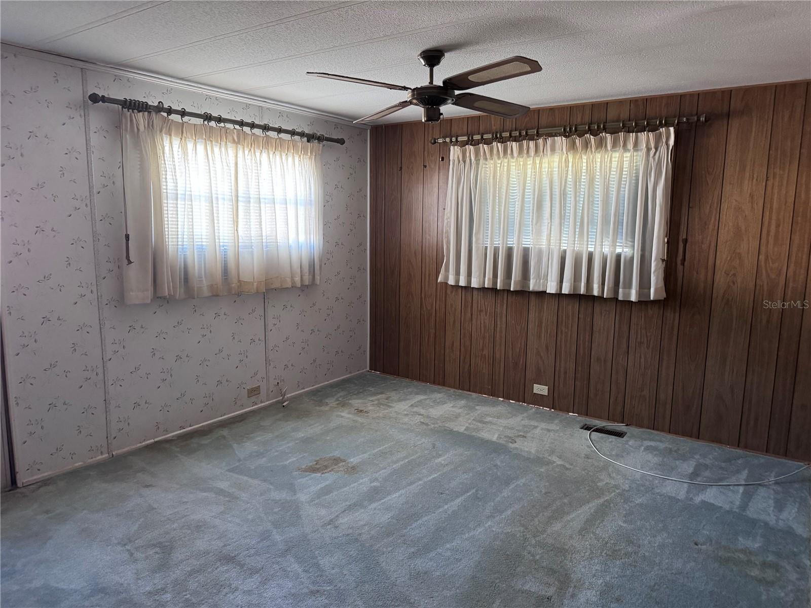 P4937387 Property Photo