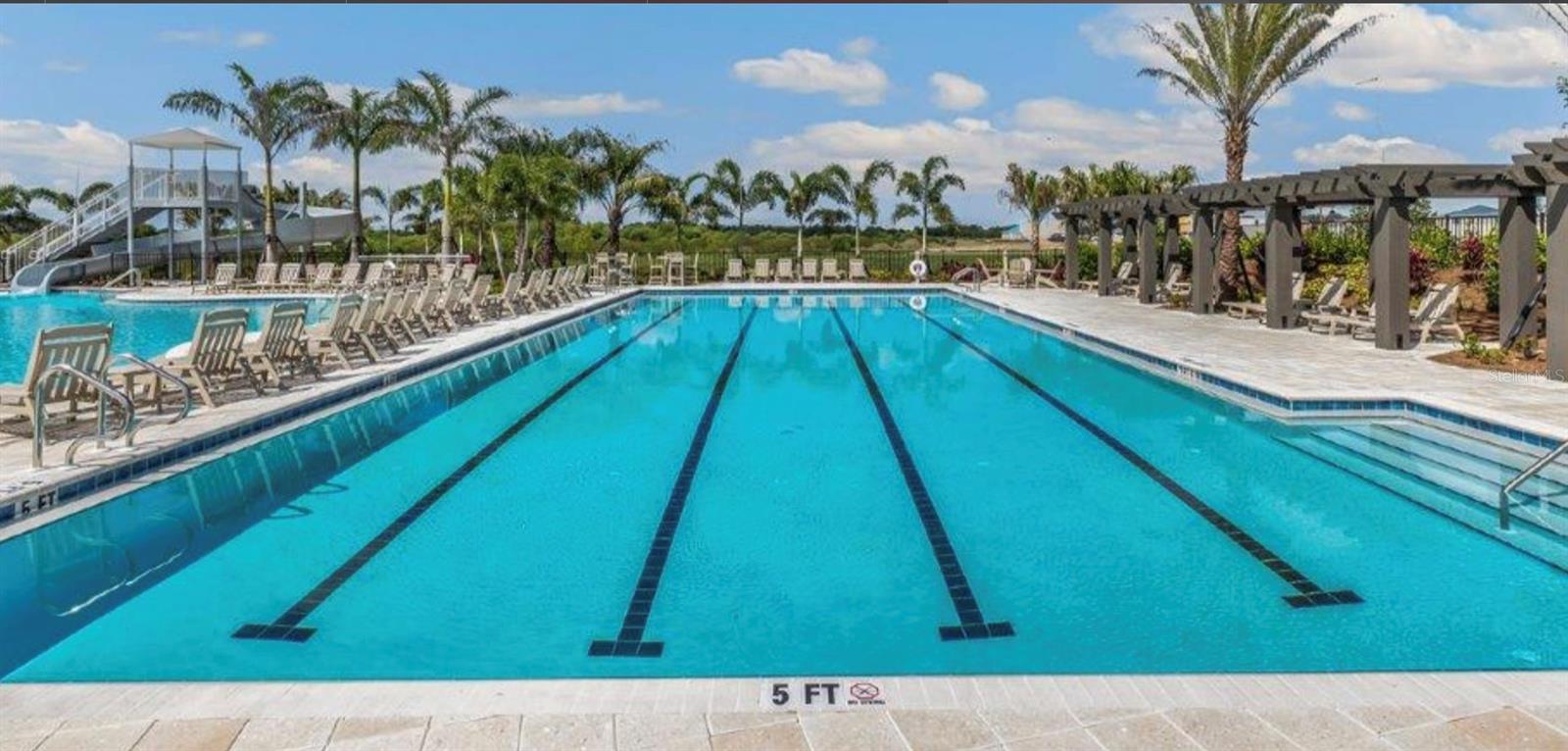 Fitness work-out pool