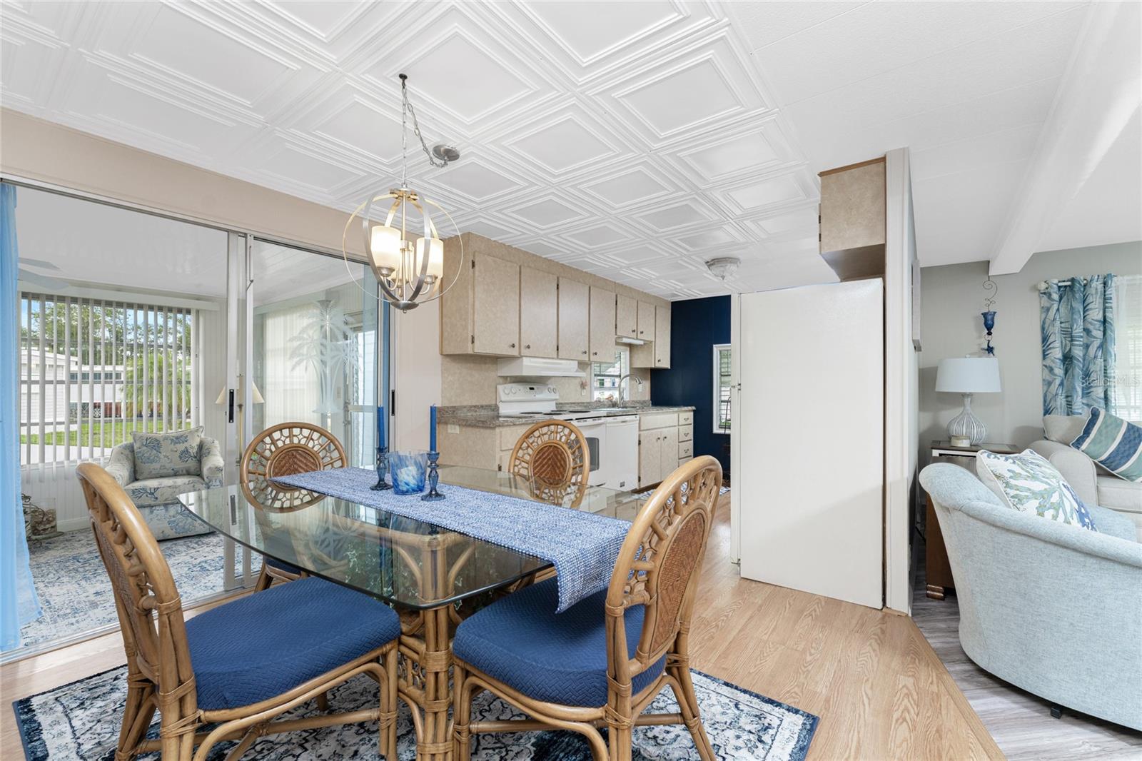 C7519540 Property Photo