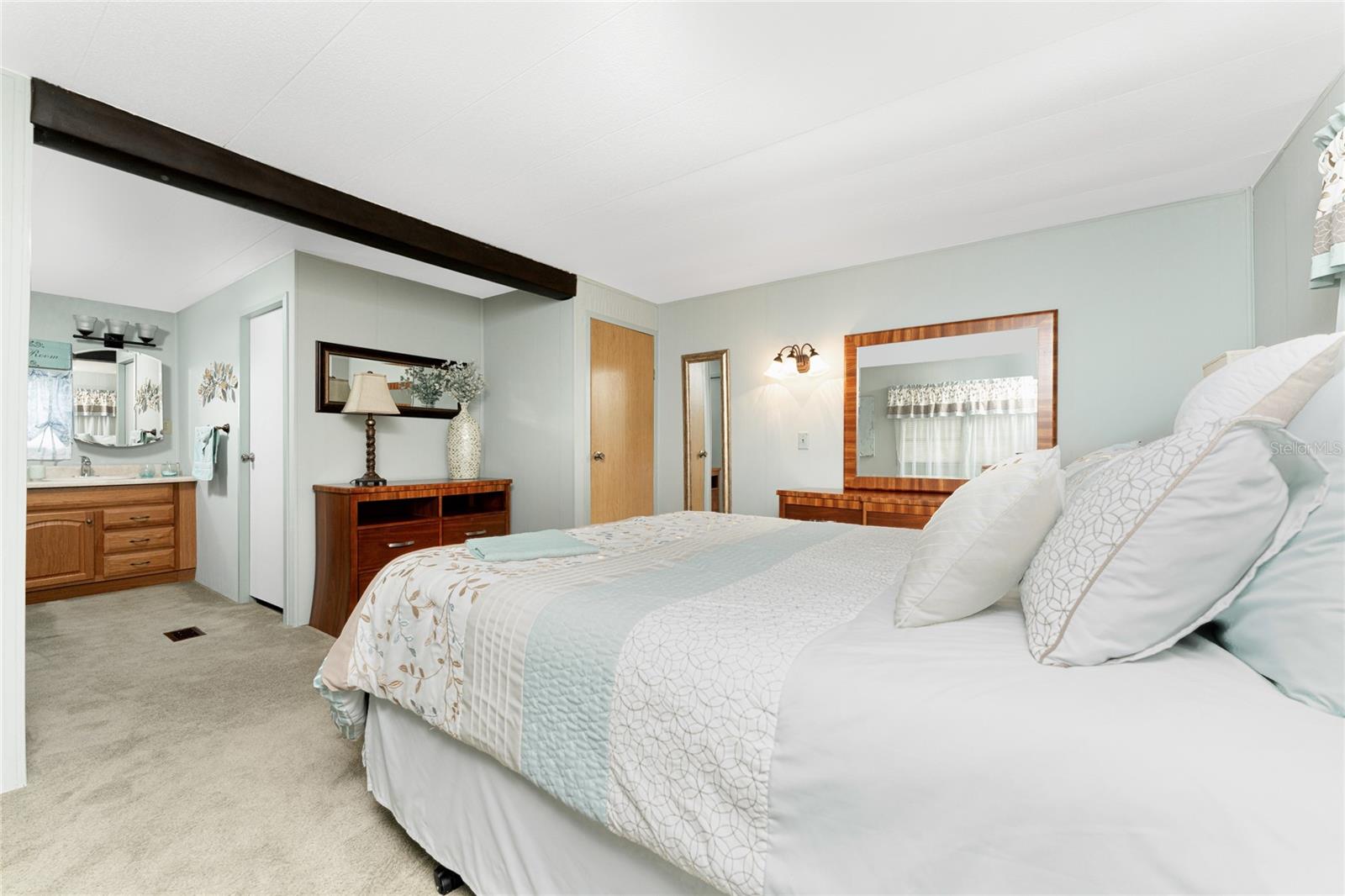 C7519540 Property Photo