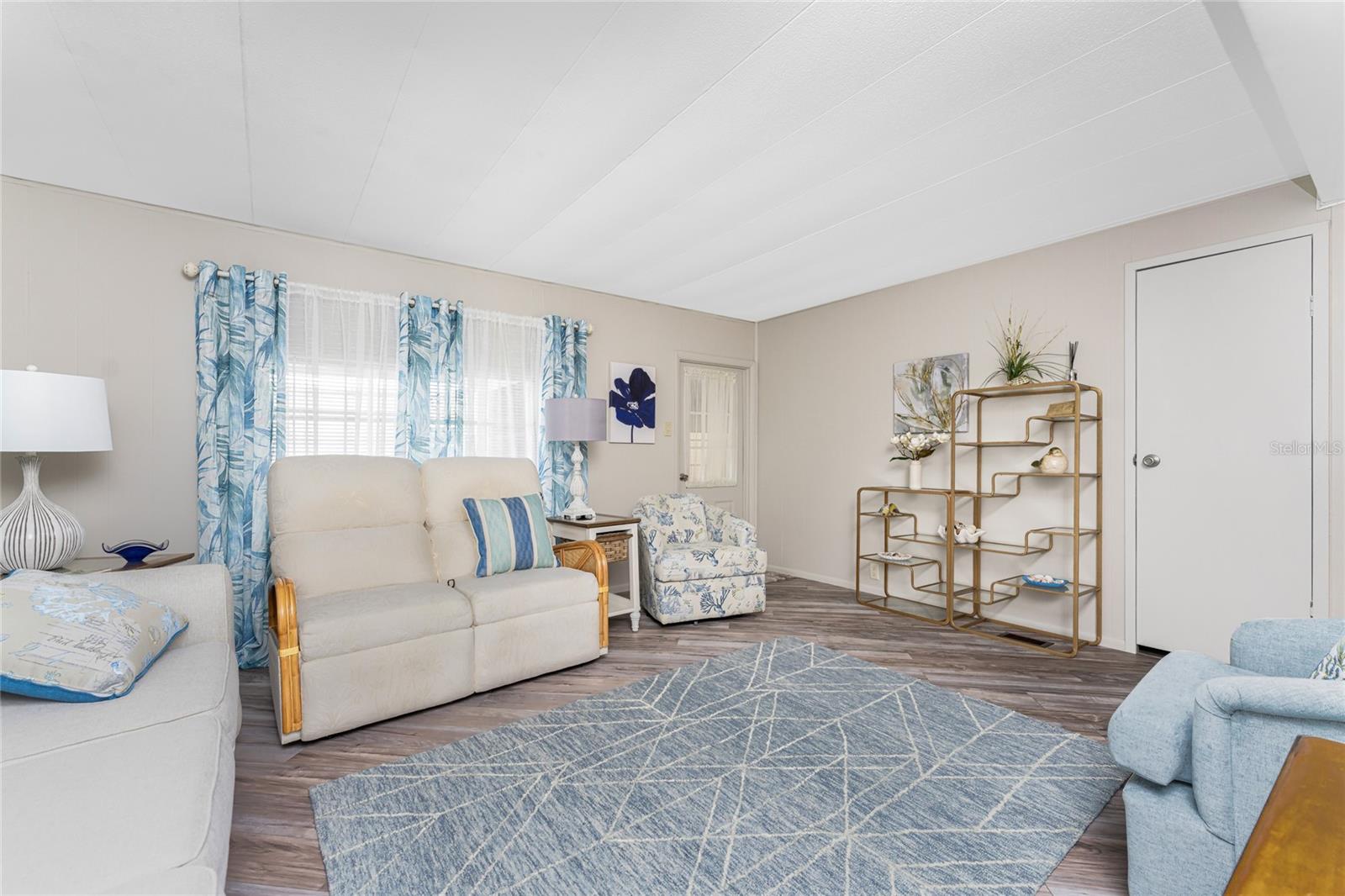 C7519540 Property Photo