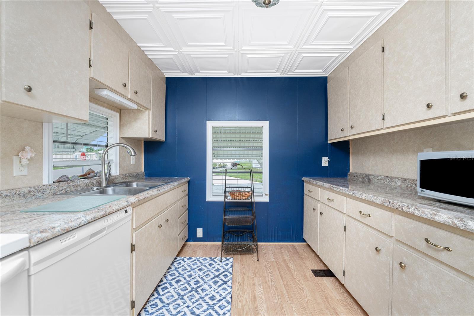 C7519540 Property Photo