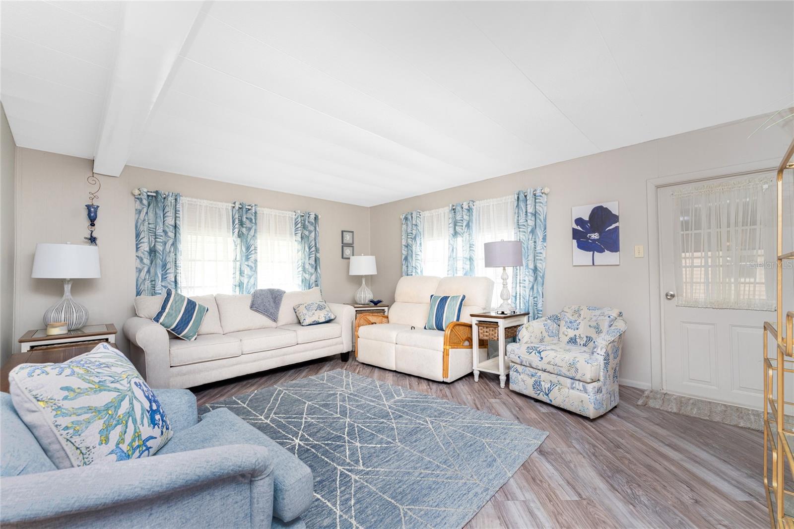 C7519540 Property Photo