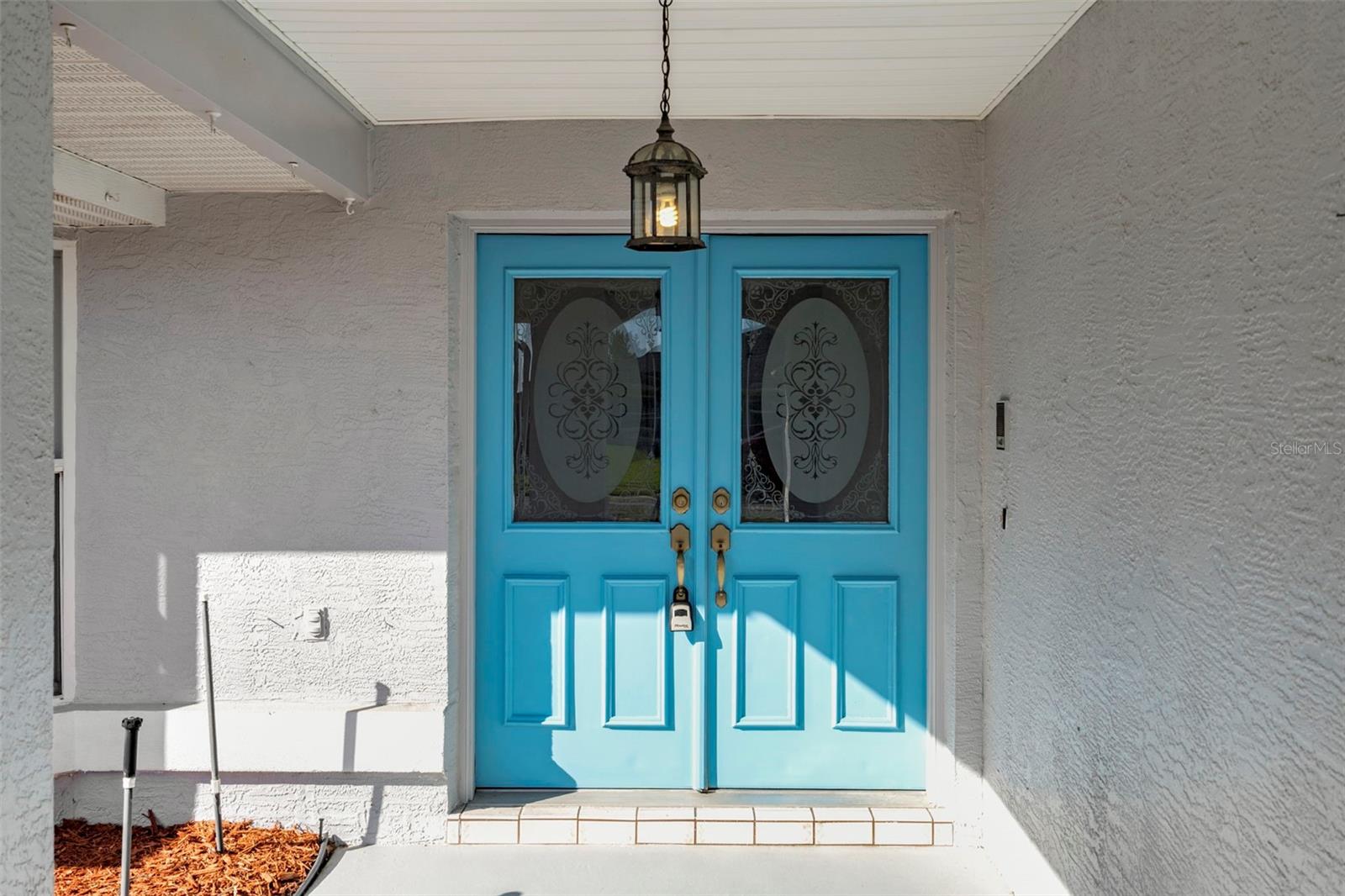 Double door front entry