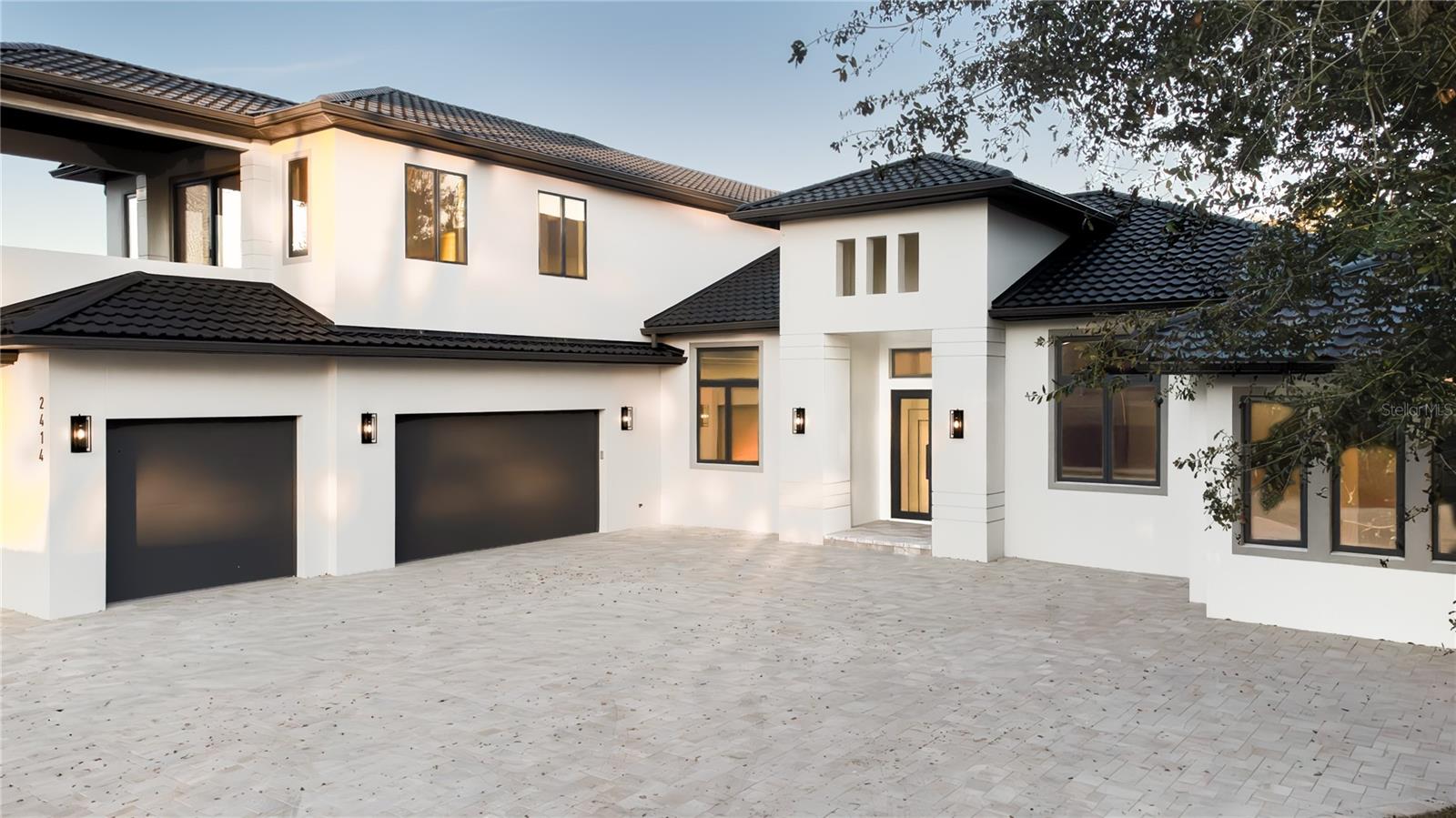 A4676619 Property Photo