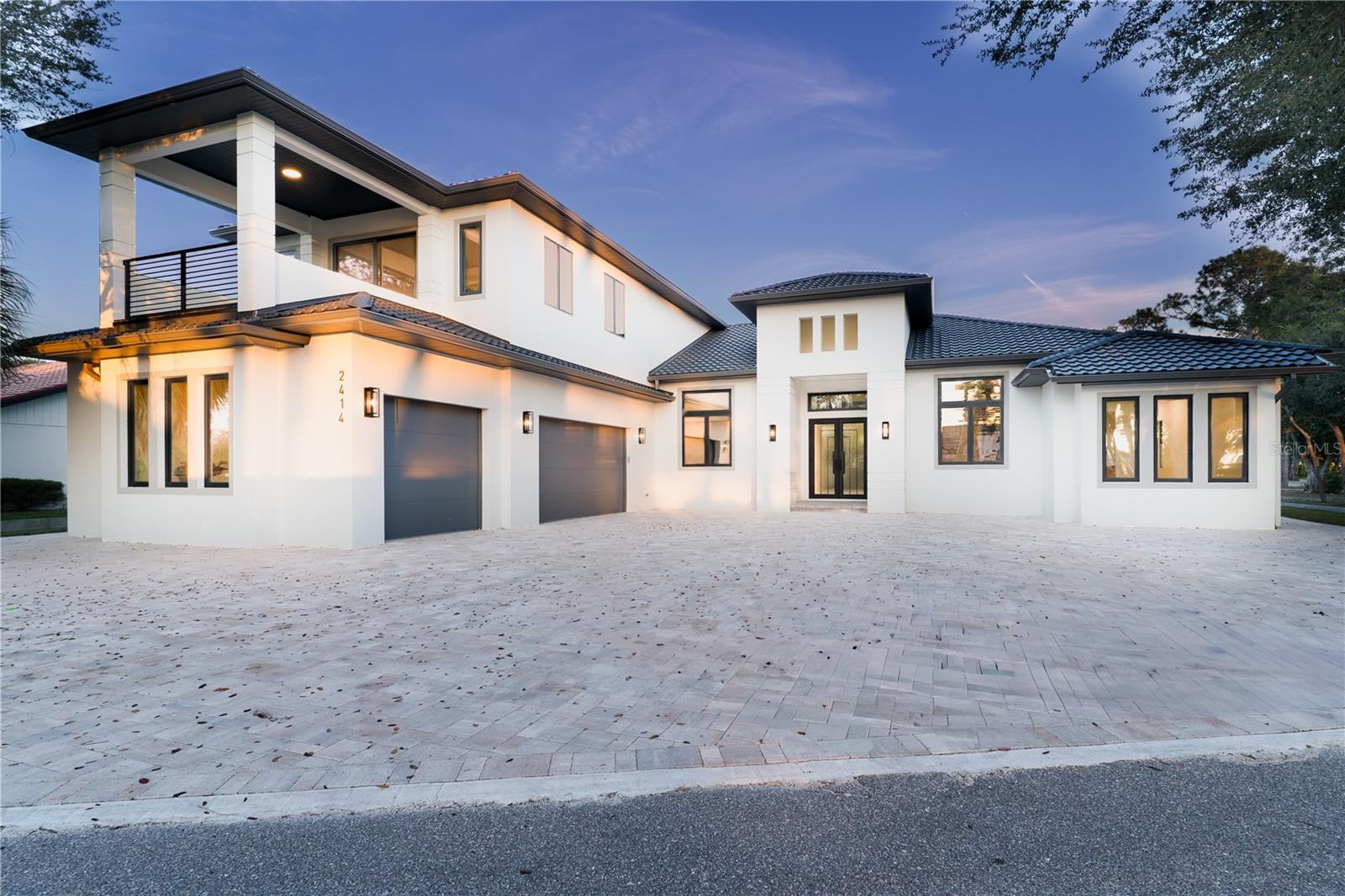 A4676619 Property Photo