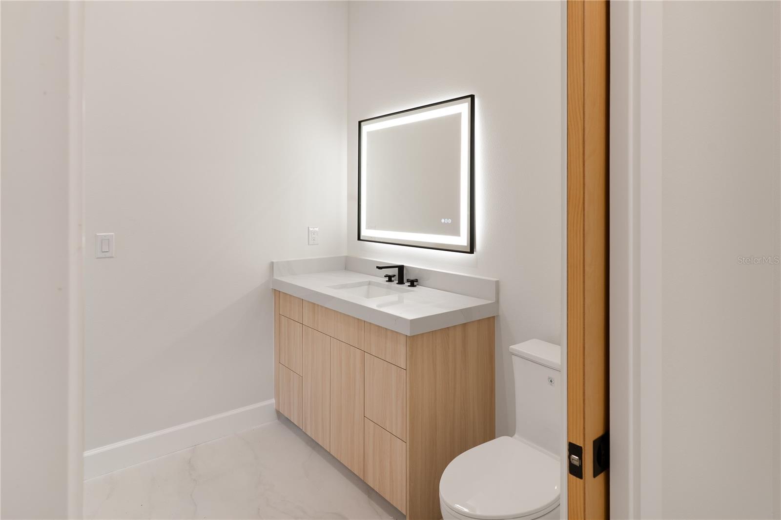 A4676619 Property Photo