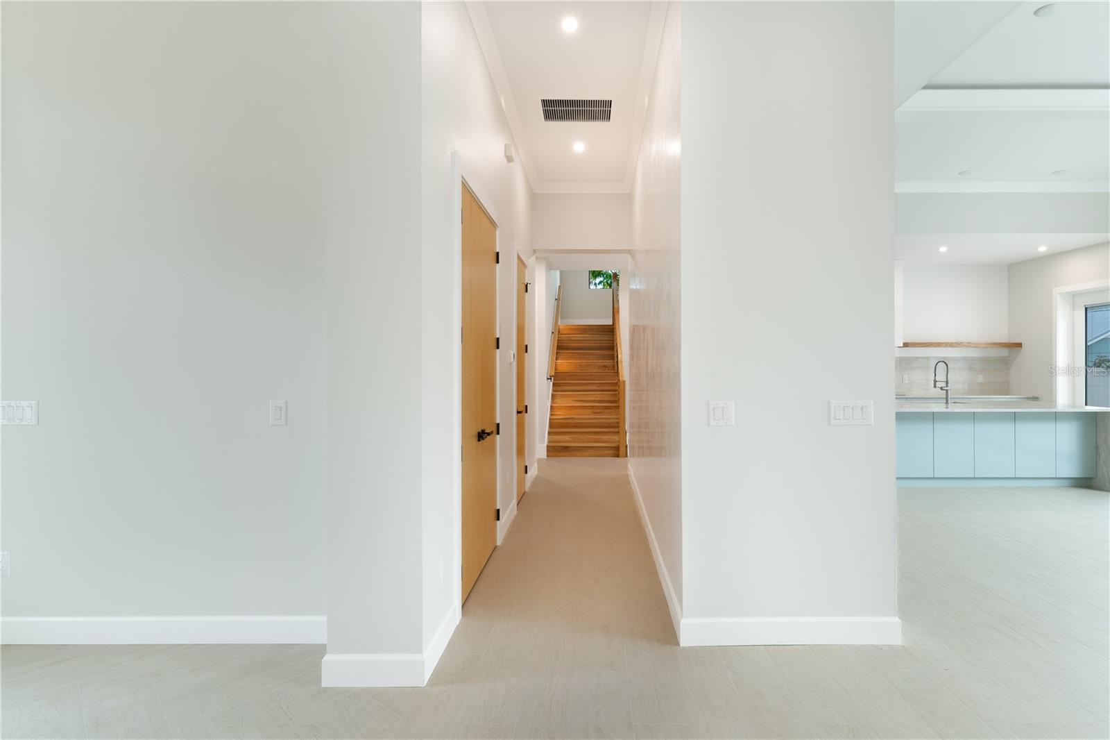 A4676619 Property Photo