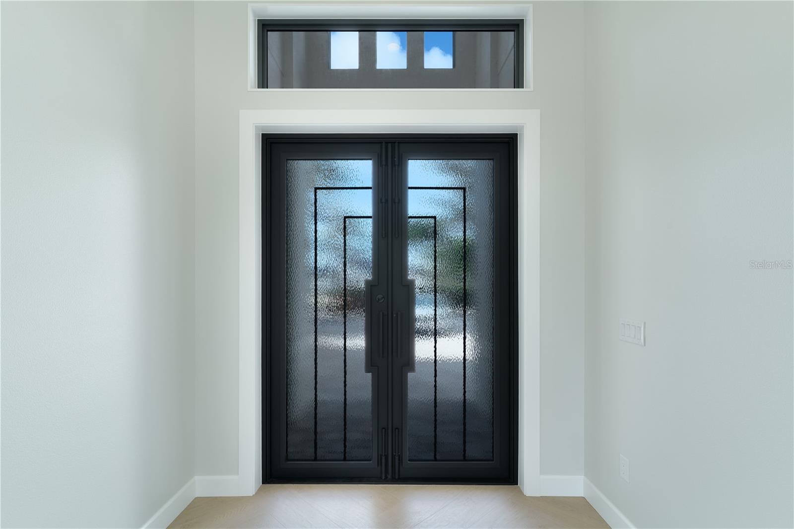 A4676619 Property Photo