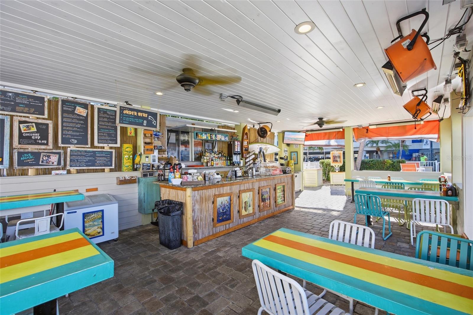 Bar restaurant on site