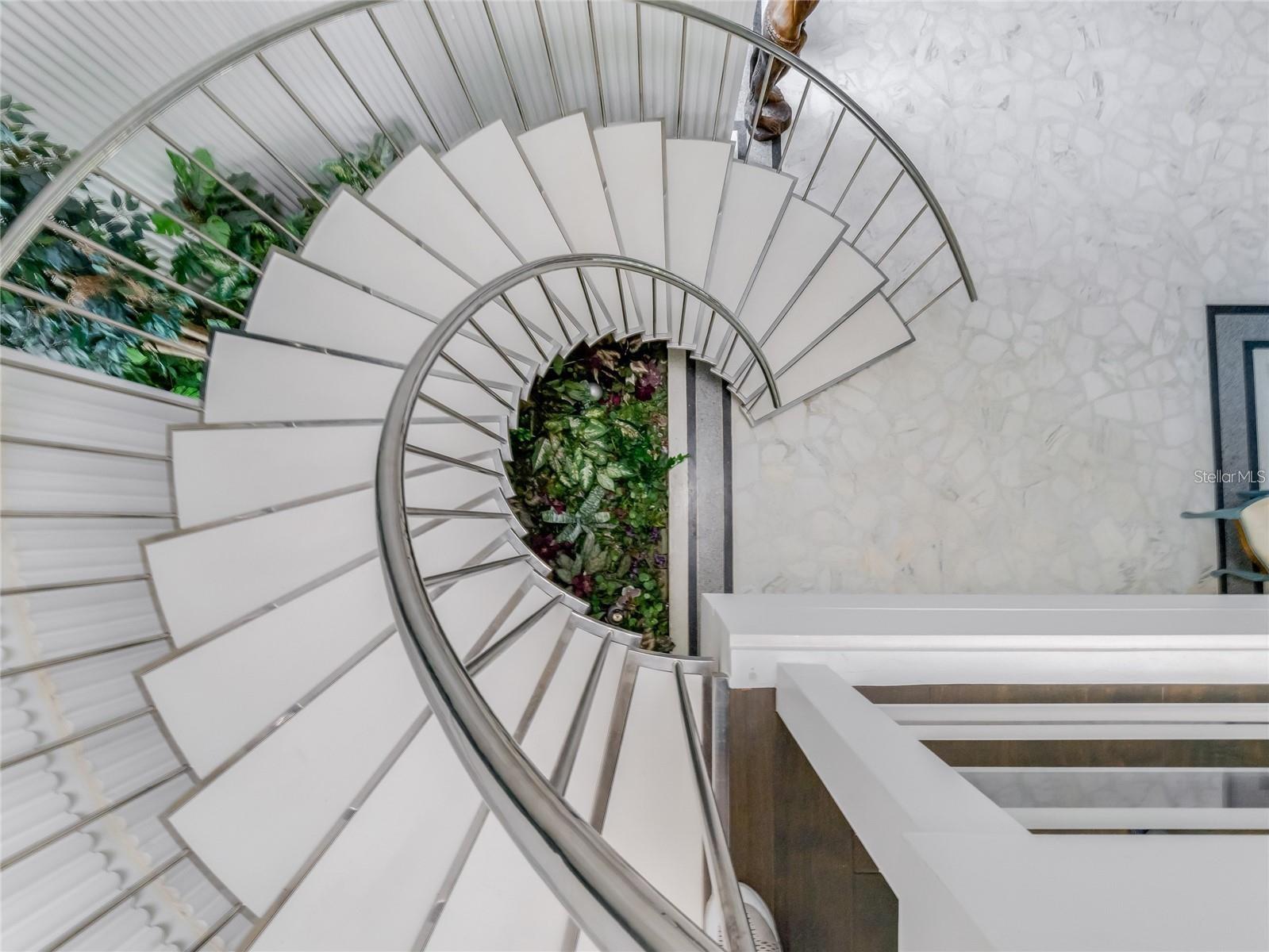 O6370385 Property Photo