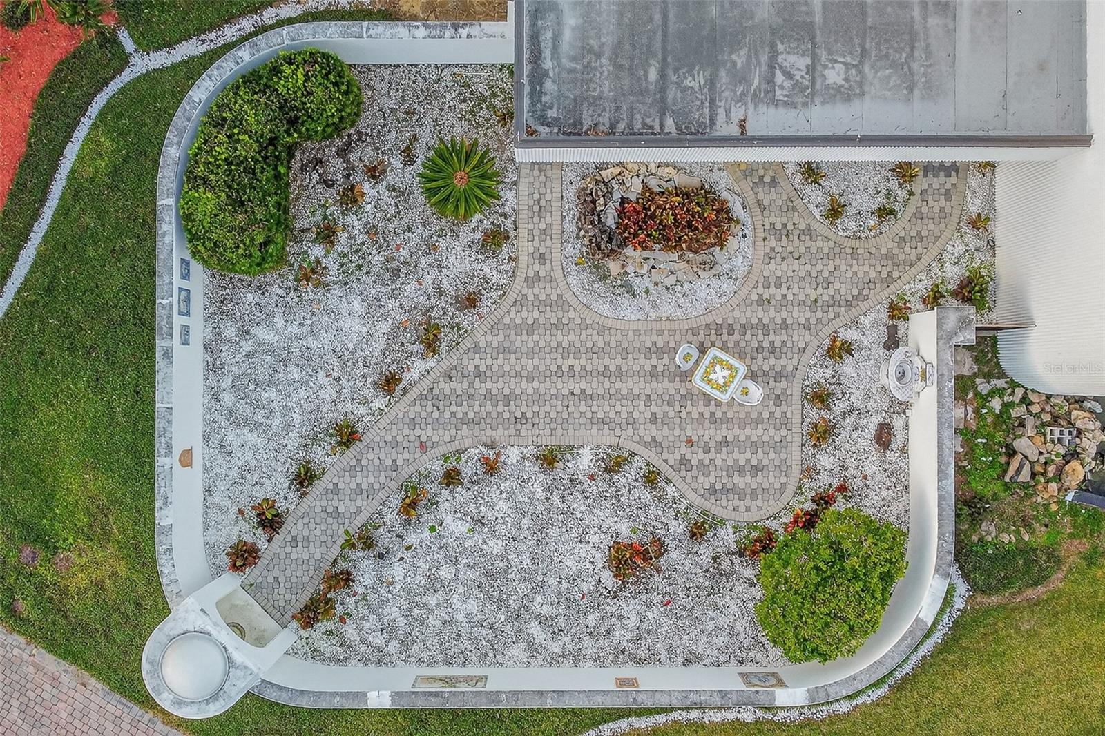 O6370385 Property Photo