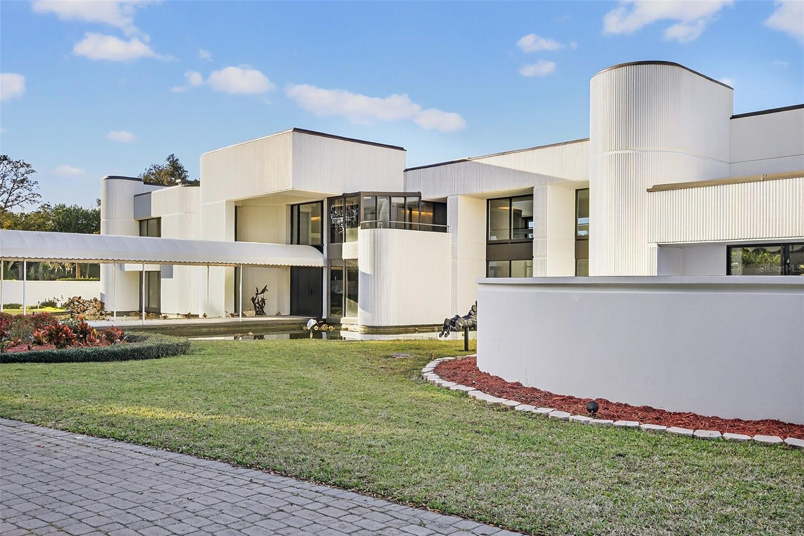 O6370385 Property Photo