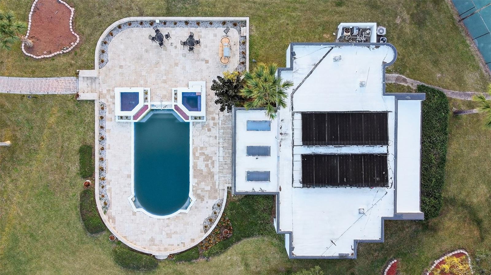 O6370385 Property Photo